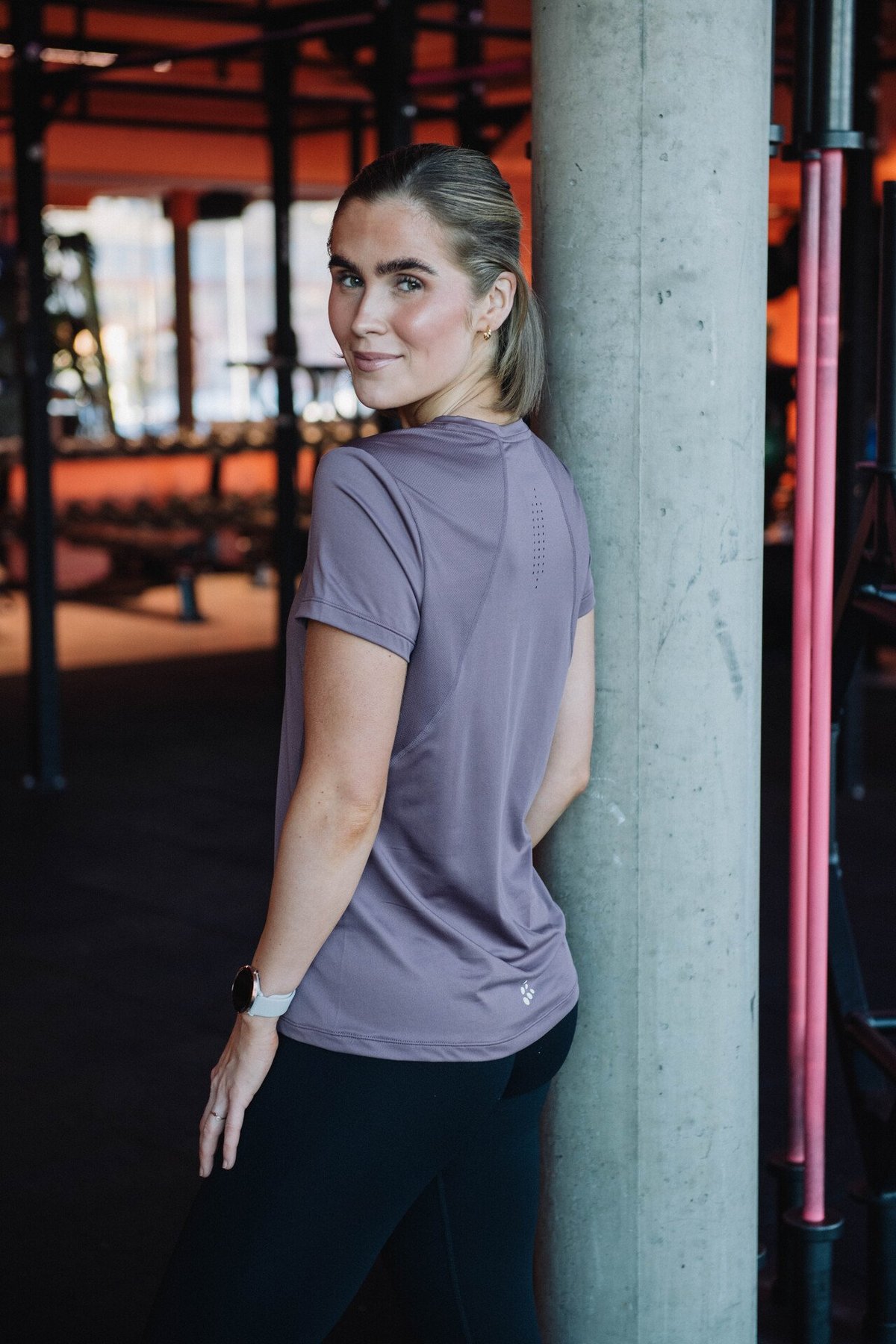 Craft Advance Essence Short Sleeve Tee 2 Flint