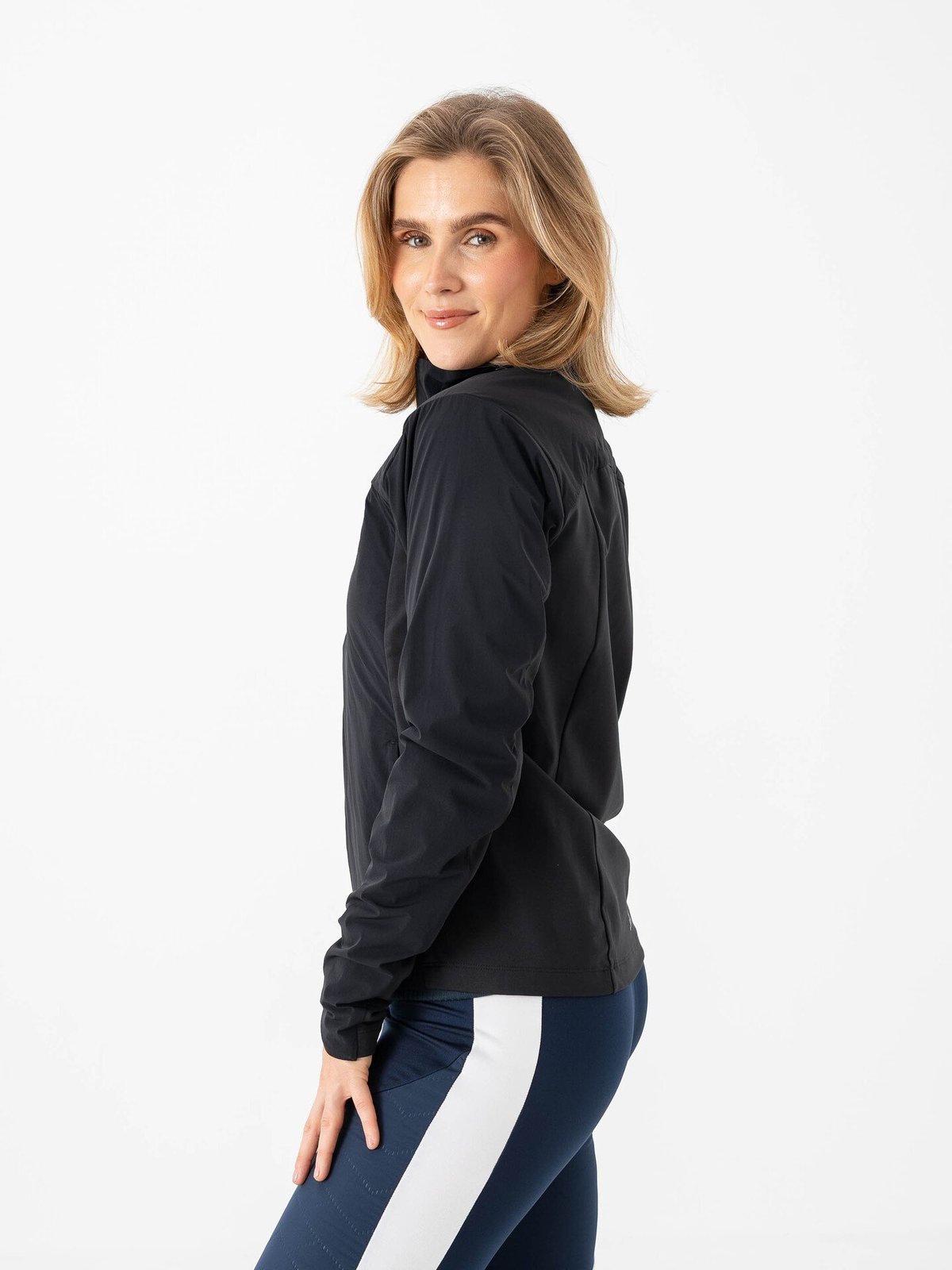 Craft ADV Essence Warm Jacket 2 W Black