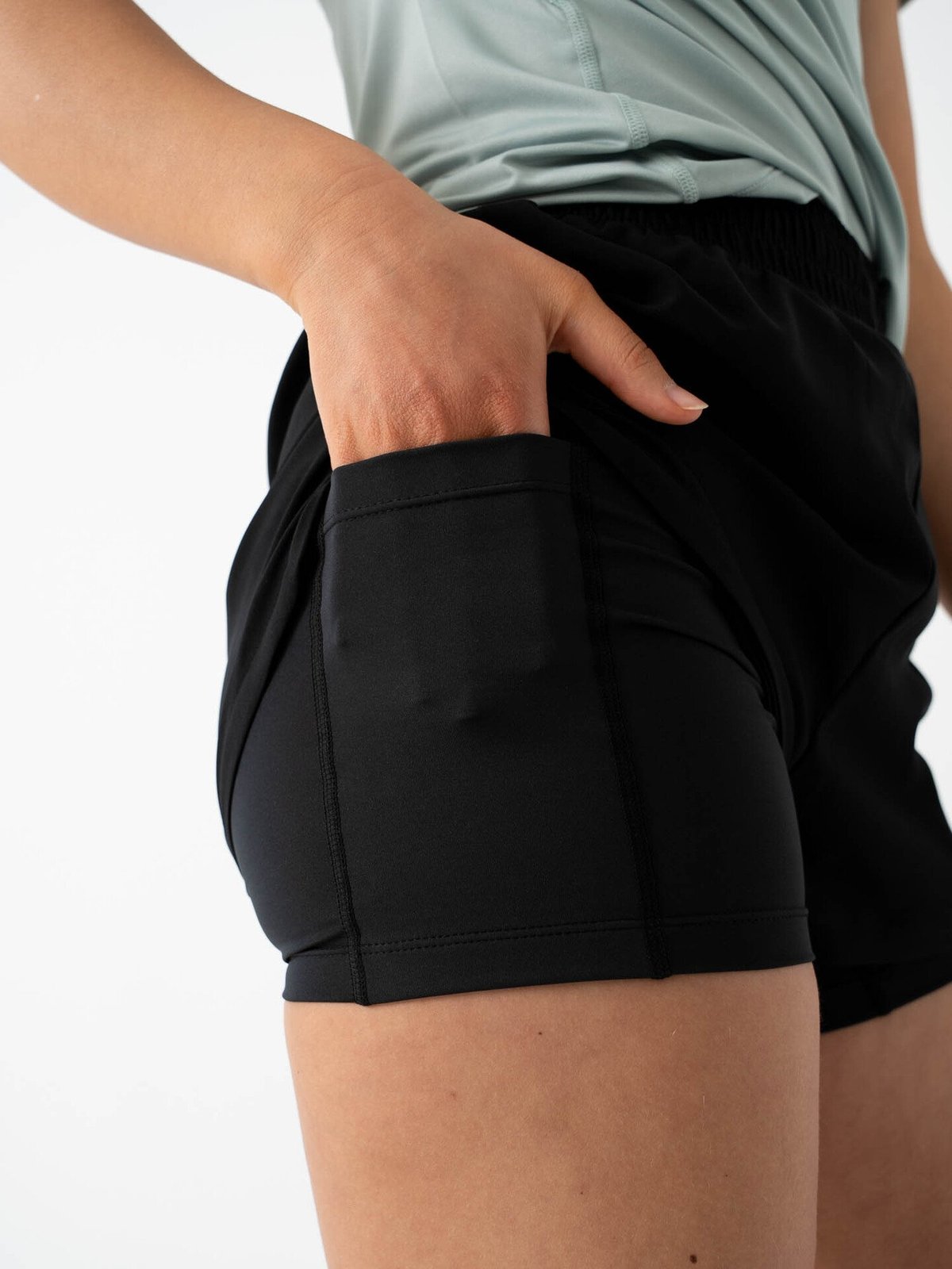 Craft Advance Essence 2-in-1 Shorts 2 Black