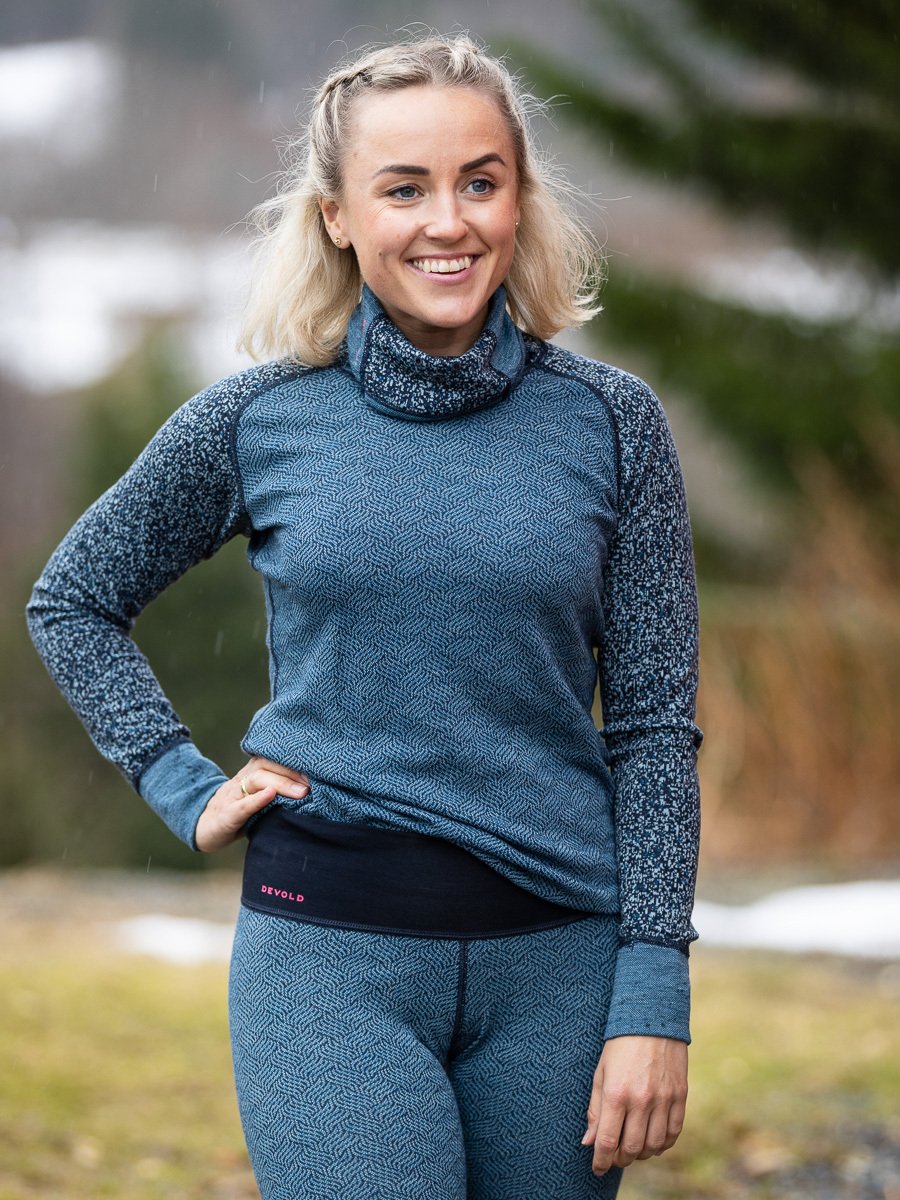 Devold Kvitegga Merino 230 High Neck Woman Ink