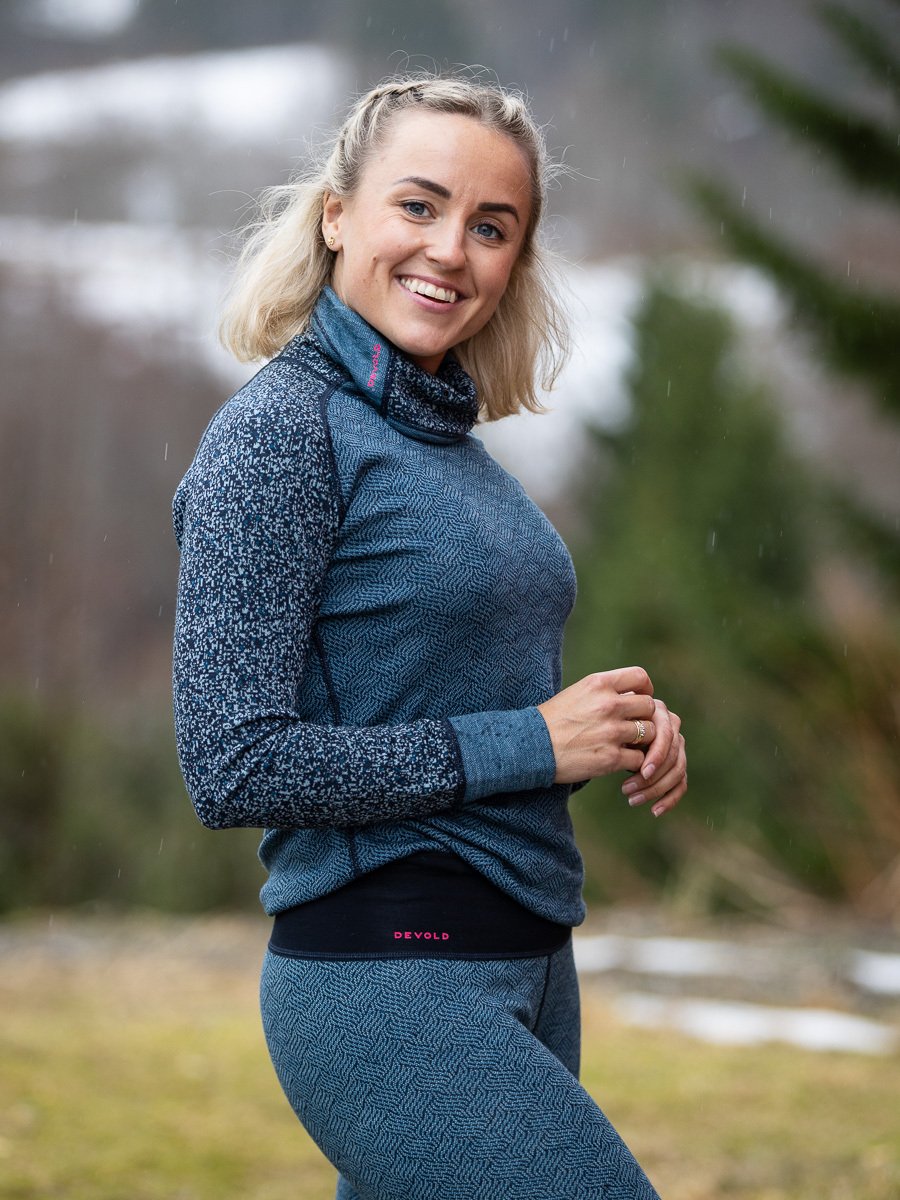 Devold Kvitegga Merino 230 High Neck Woman Ink