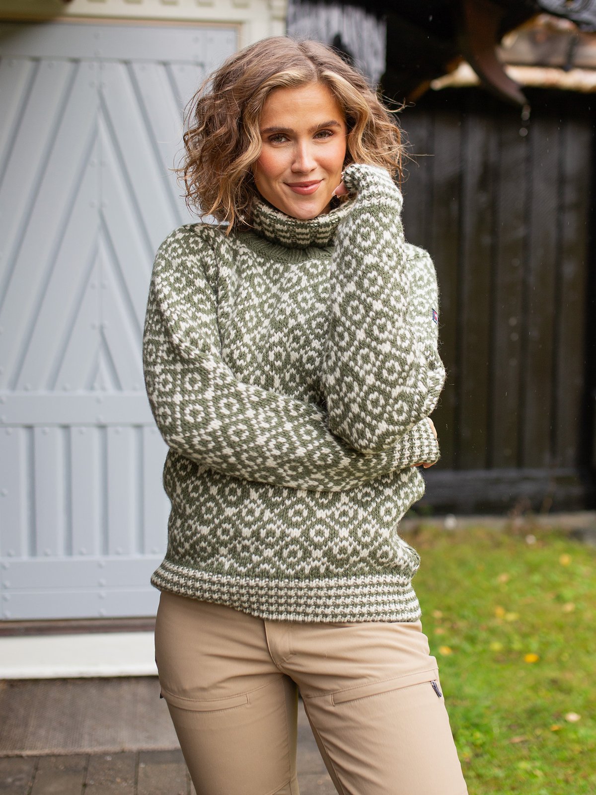 Devold Svalbard Sweater High Neck Olive / Offwhite