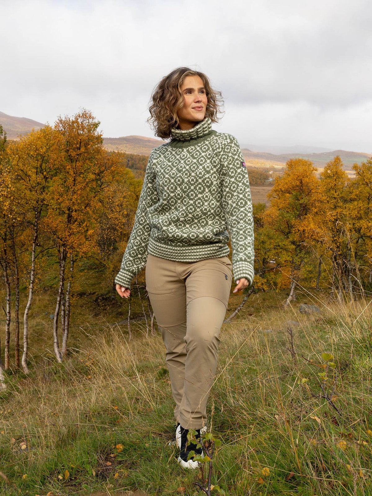 Devold Svalbard Sweater High Neck Olive / Offwhite
