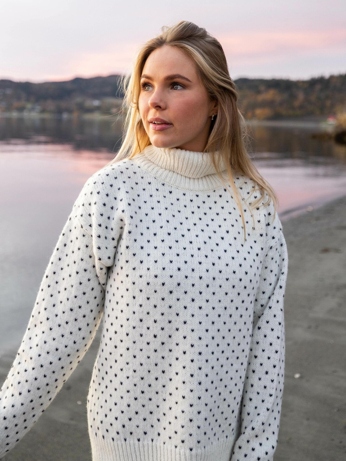 Devold Sørisen Wool Sweater Offwhite/Ink