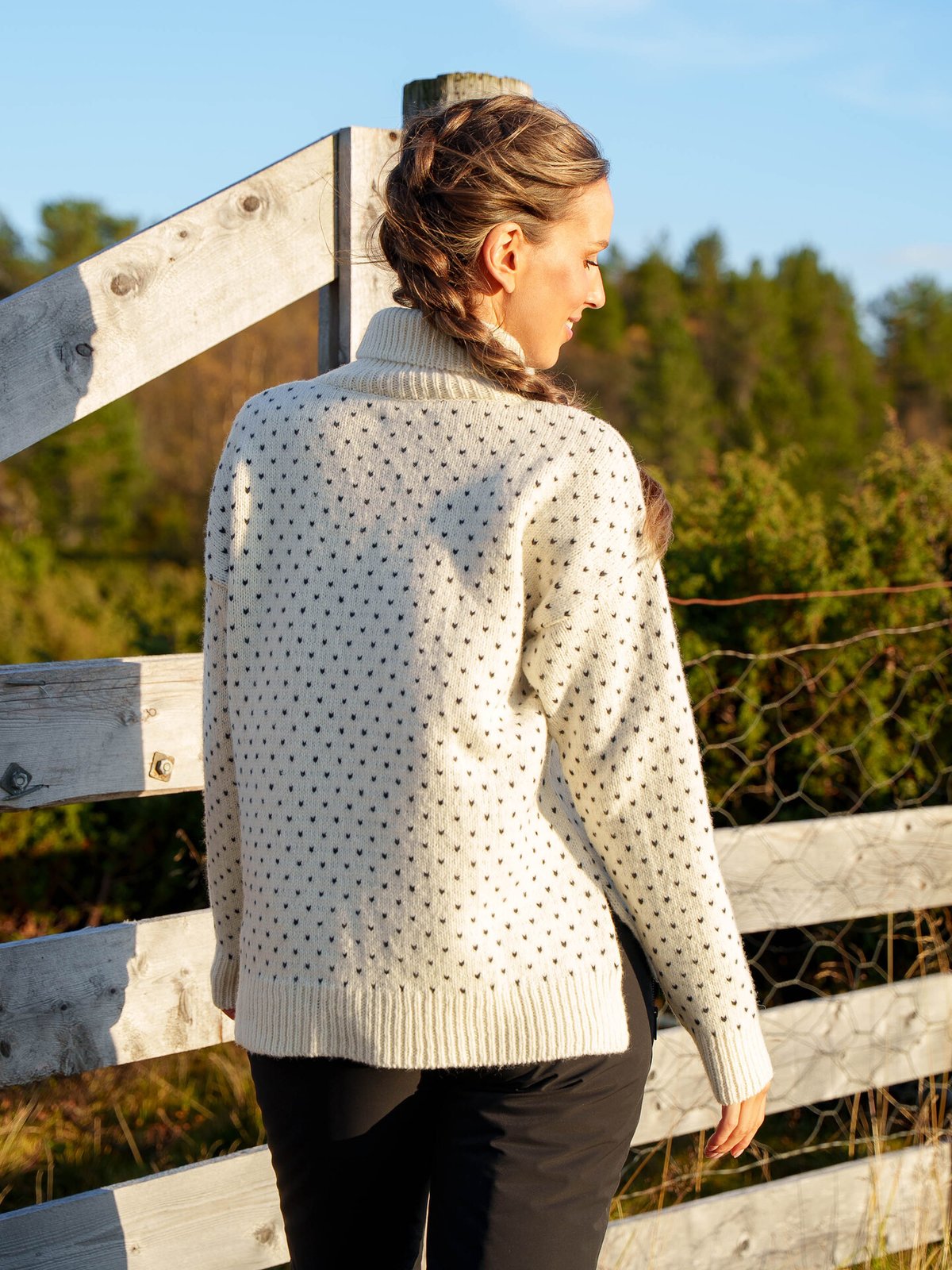 Devold Sørisen Wool High Neck Sweater Offwhite/Ink