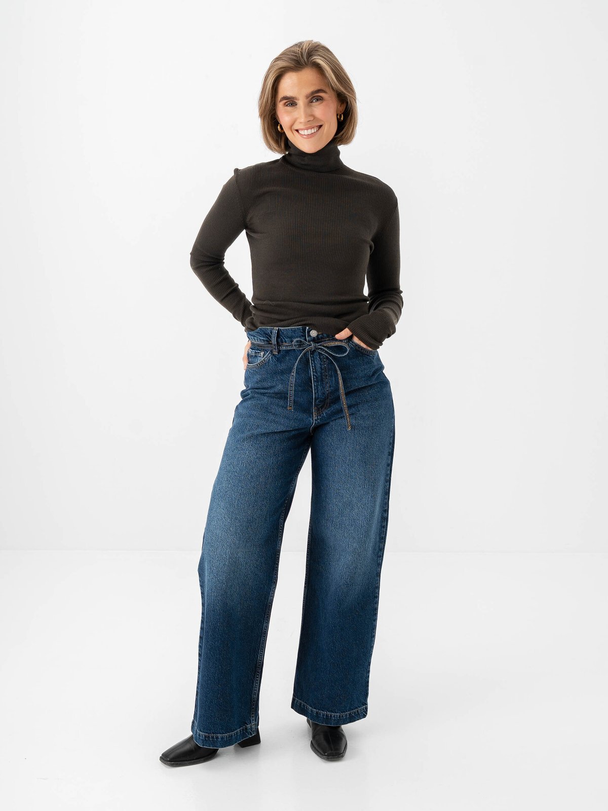 DAY BIRGER Sierra Wren