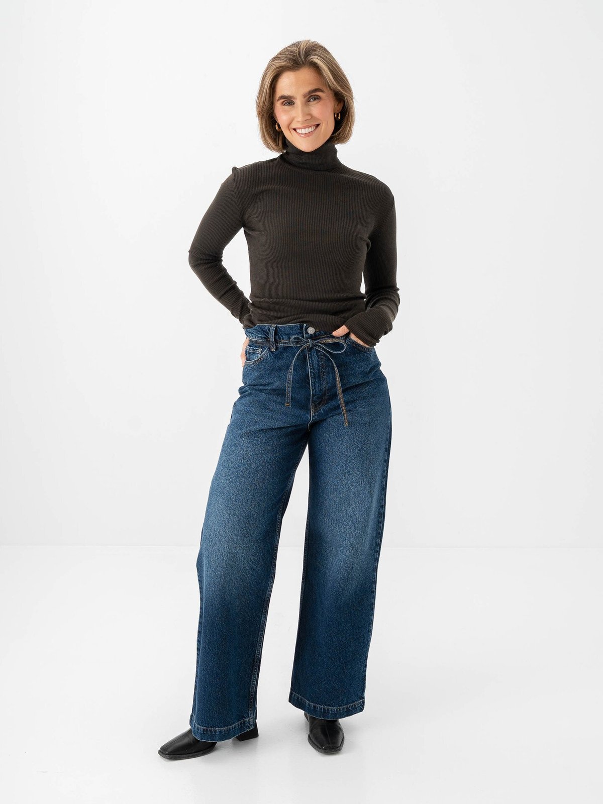 DAY BIRGER Sierra Wren