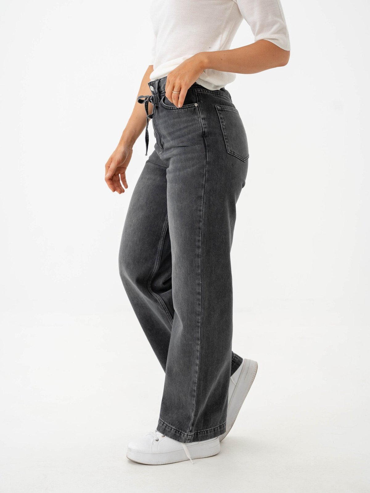 DAY BIRGER Elijah Black