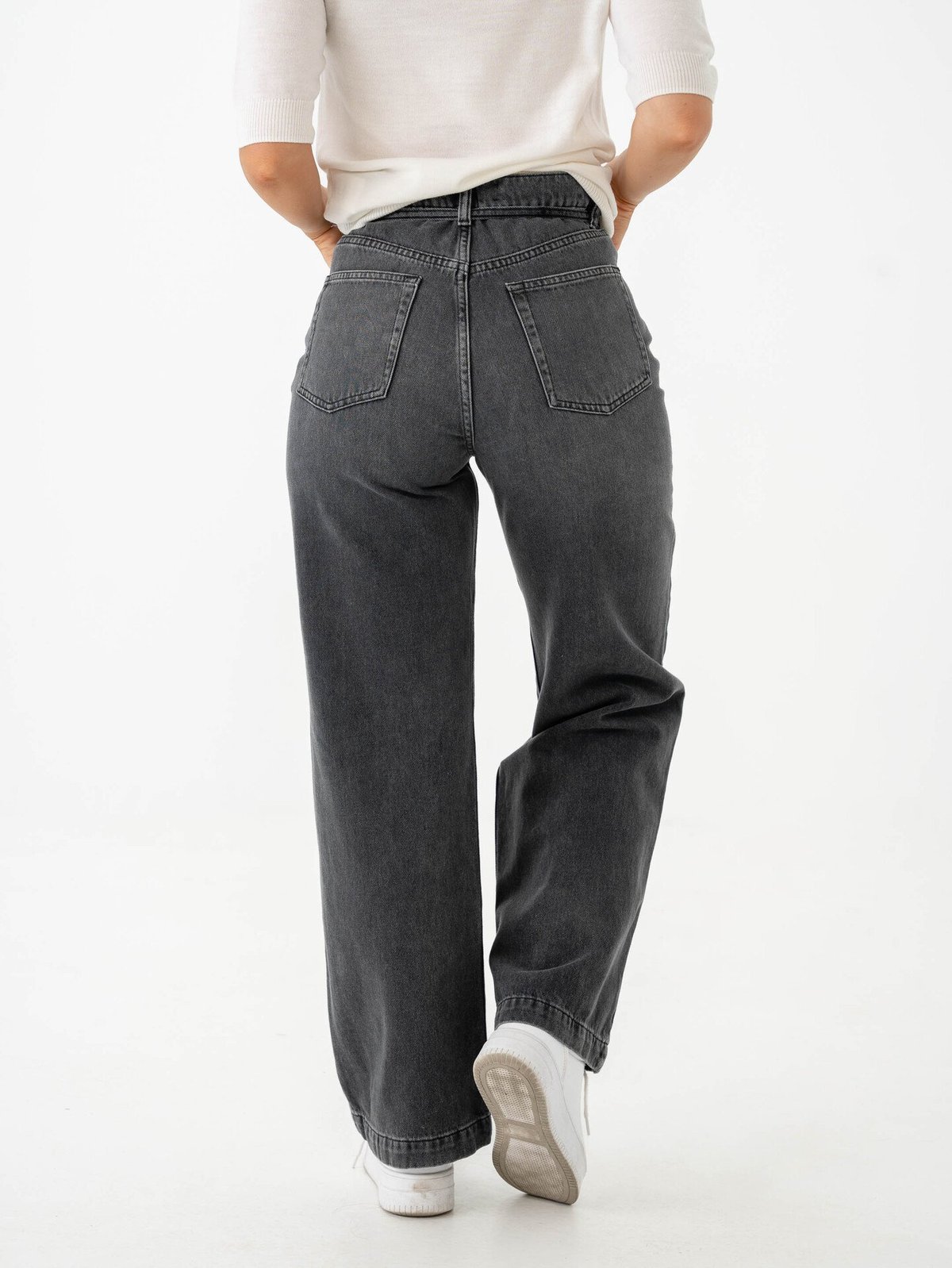 DAY BIRGER Elijah Black