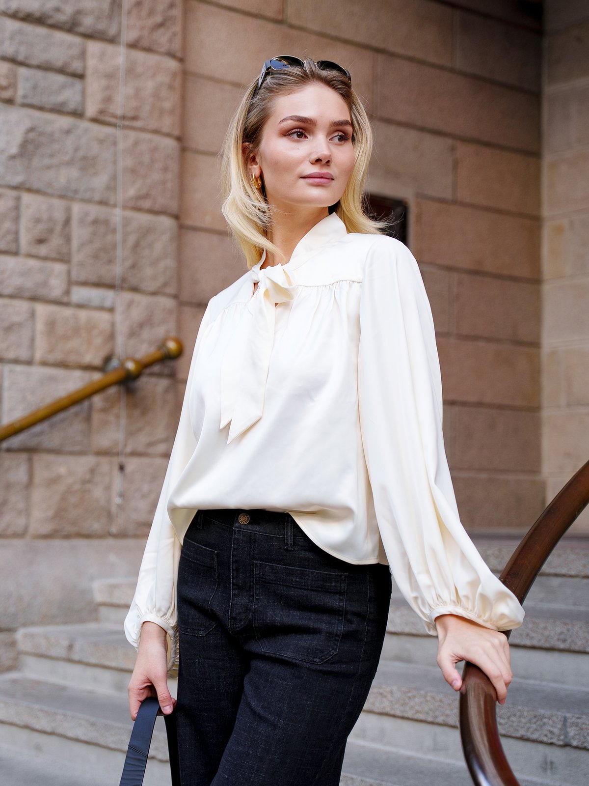 DESIGNERS REMIX Stella Bow Blouse Hvit