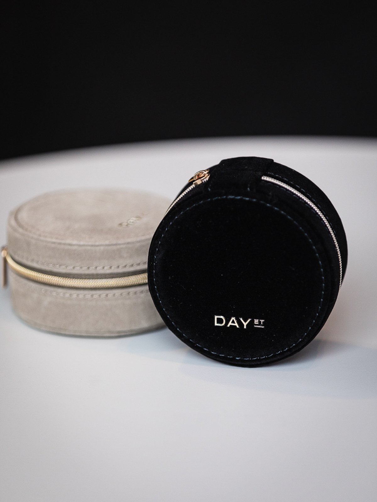 DAY ET Jewelry Zip Round Black