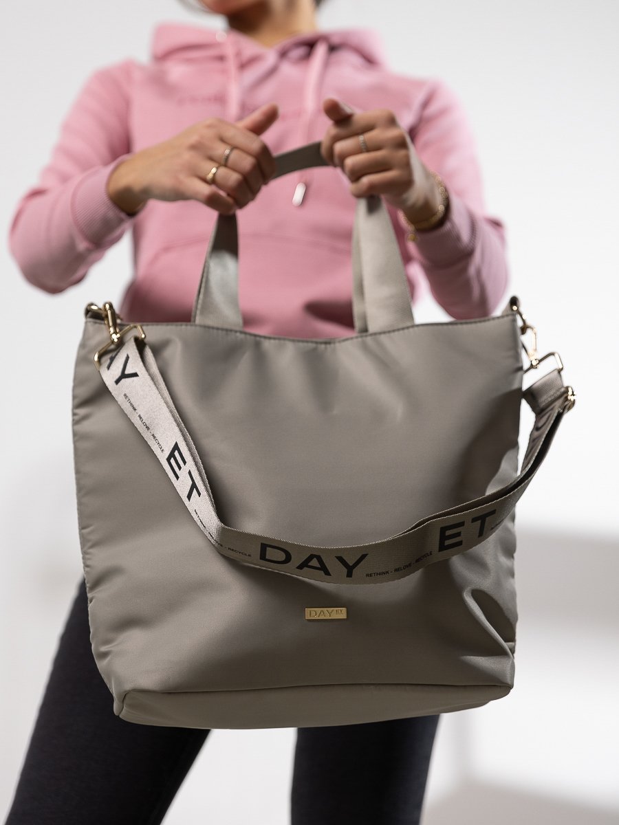 DAY ET RE-Logo Band Open Tote Rock Ridge