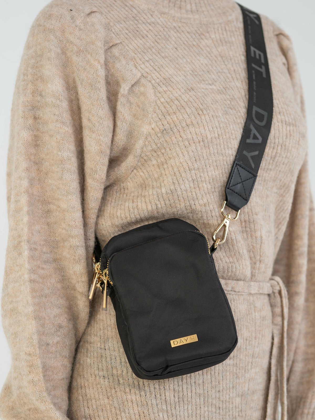 DAY ET Day RE-Logo Band Compact Mini Black