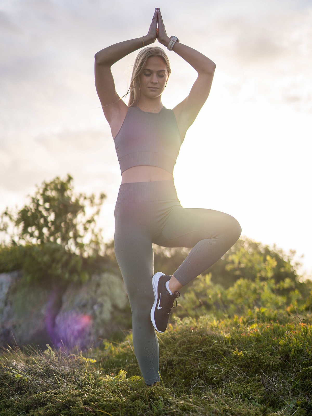 Athlecia Flow Ribbed Seamless Bra Desert Green