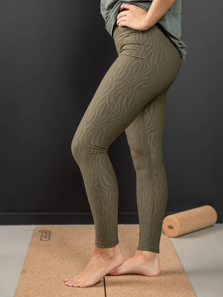 Athlecia Alma Tight Black Ink