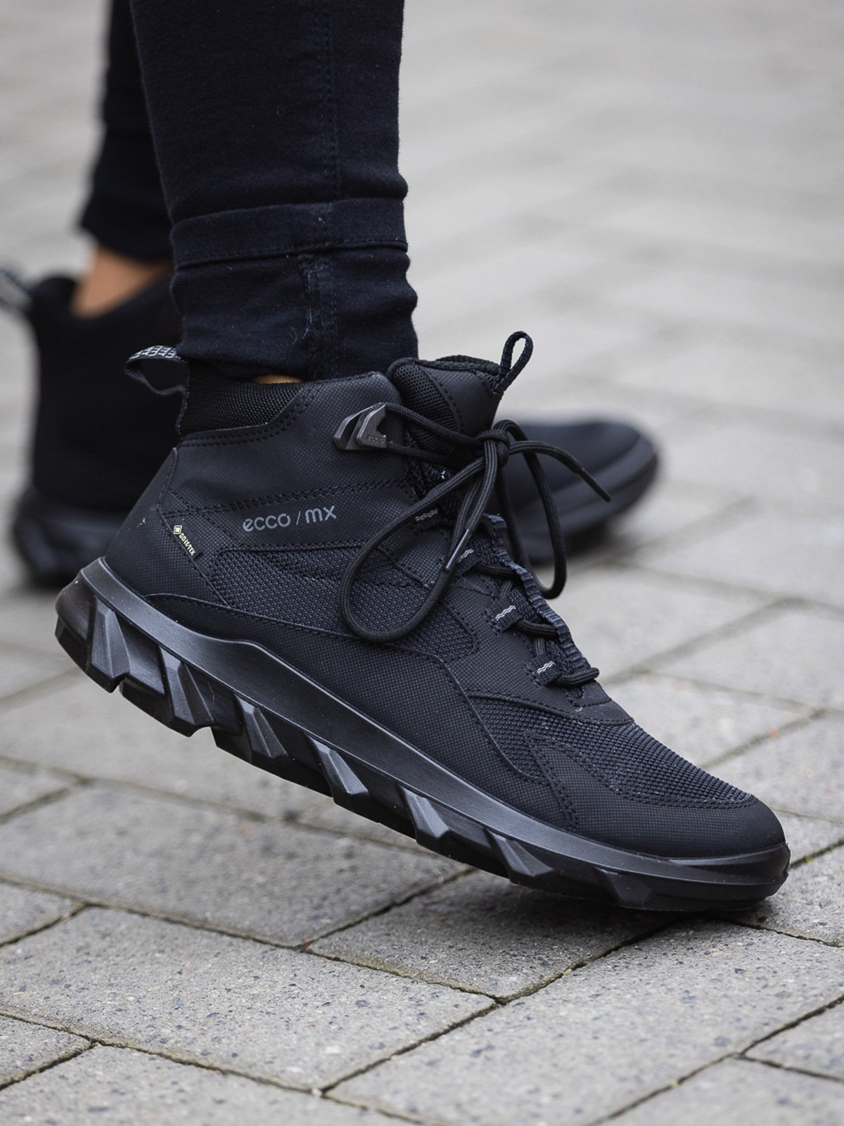 ECCO MX Mid GTX Black
