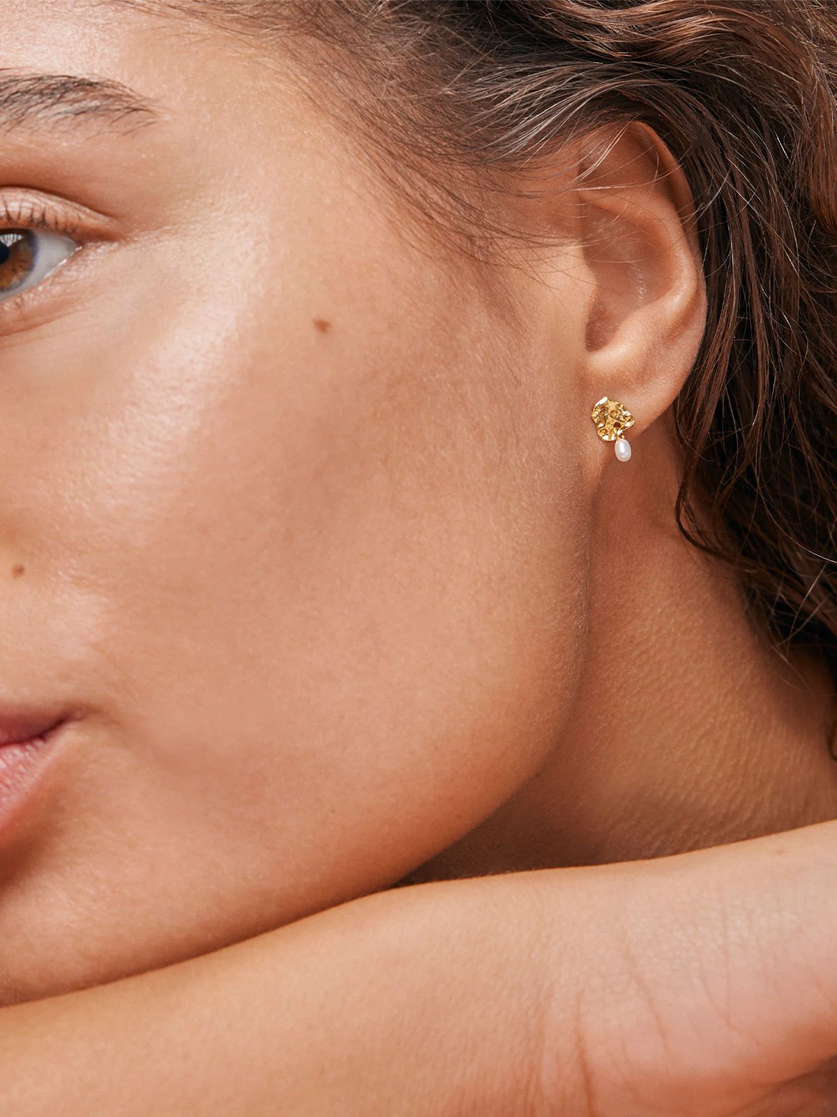 ENAMEL Copenhagen Significant Pearl Hoops Pearls