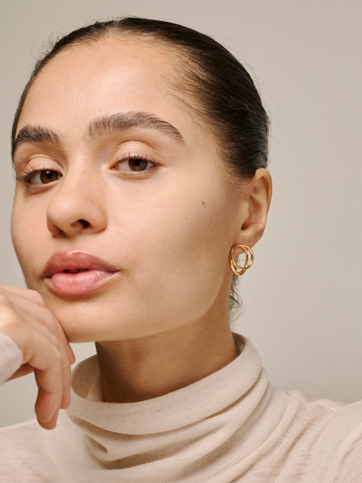 ENAMEL Copenhagen Bellu Studs Gull