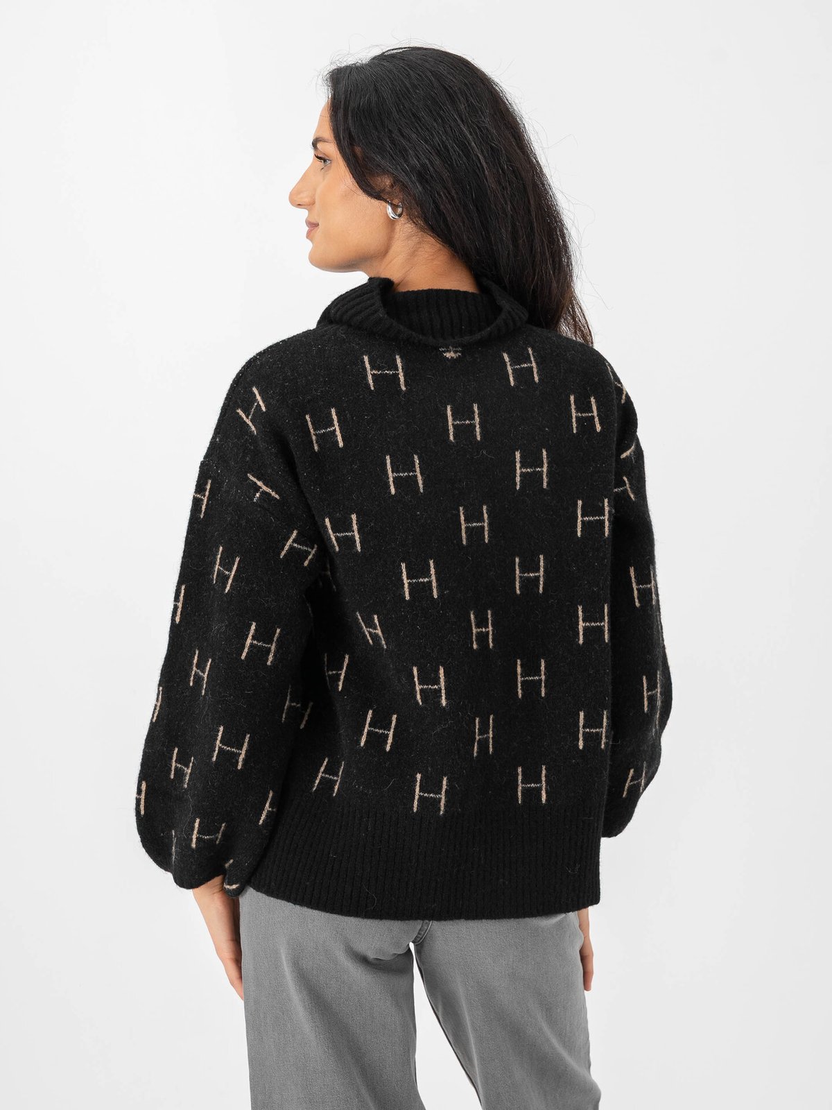 Hést FAM Sweater Short Black