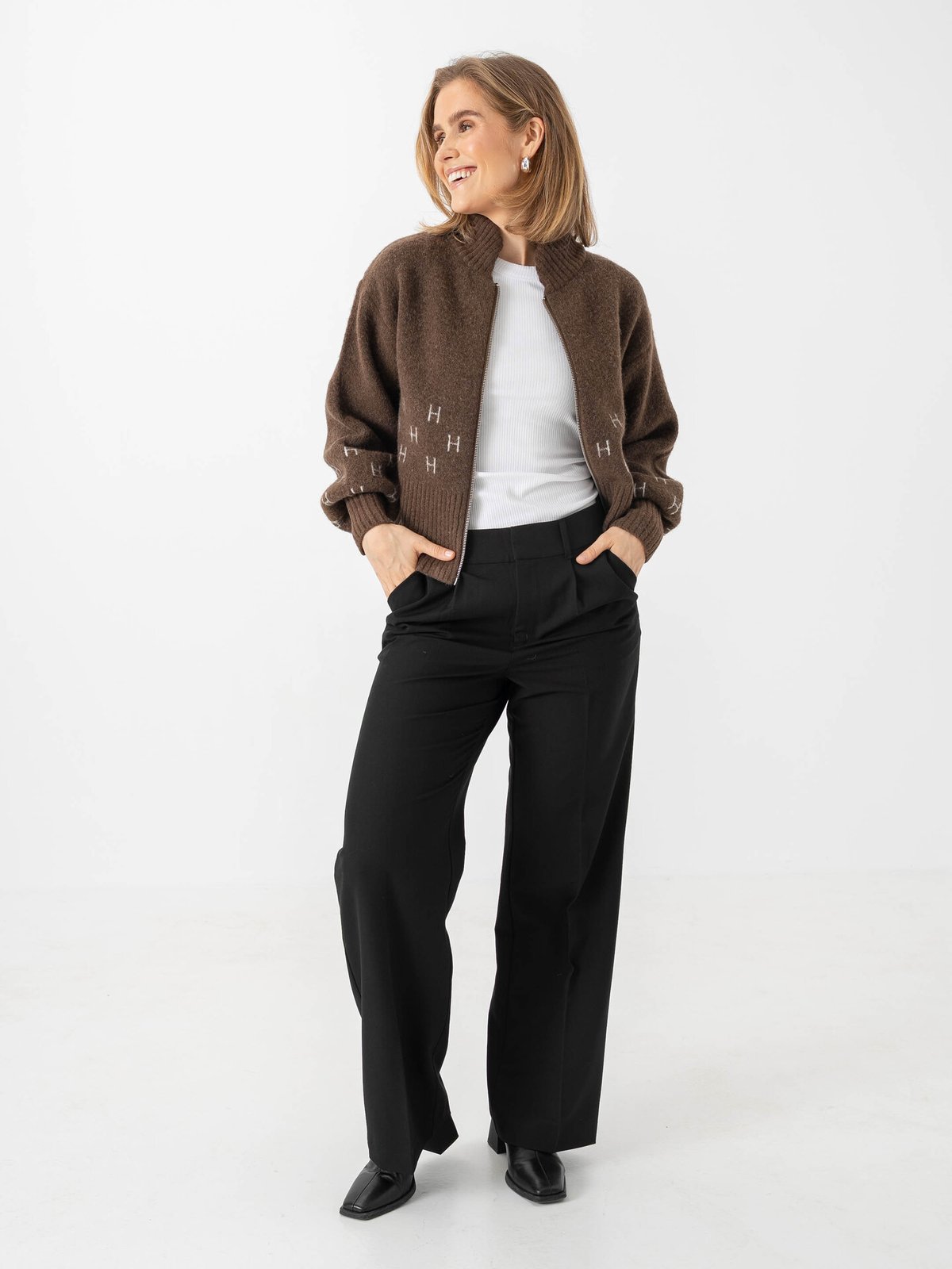 Hést Märtha Short Jacket Dark earth