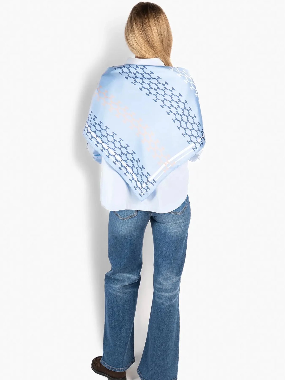 Hést Isadora Silk Scarf Large Skyway