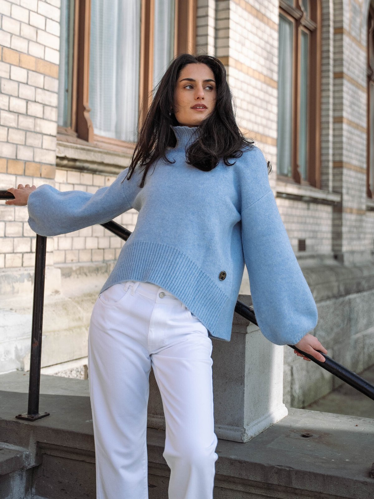 Hést FAM Patch Short Sweater Skyway