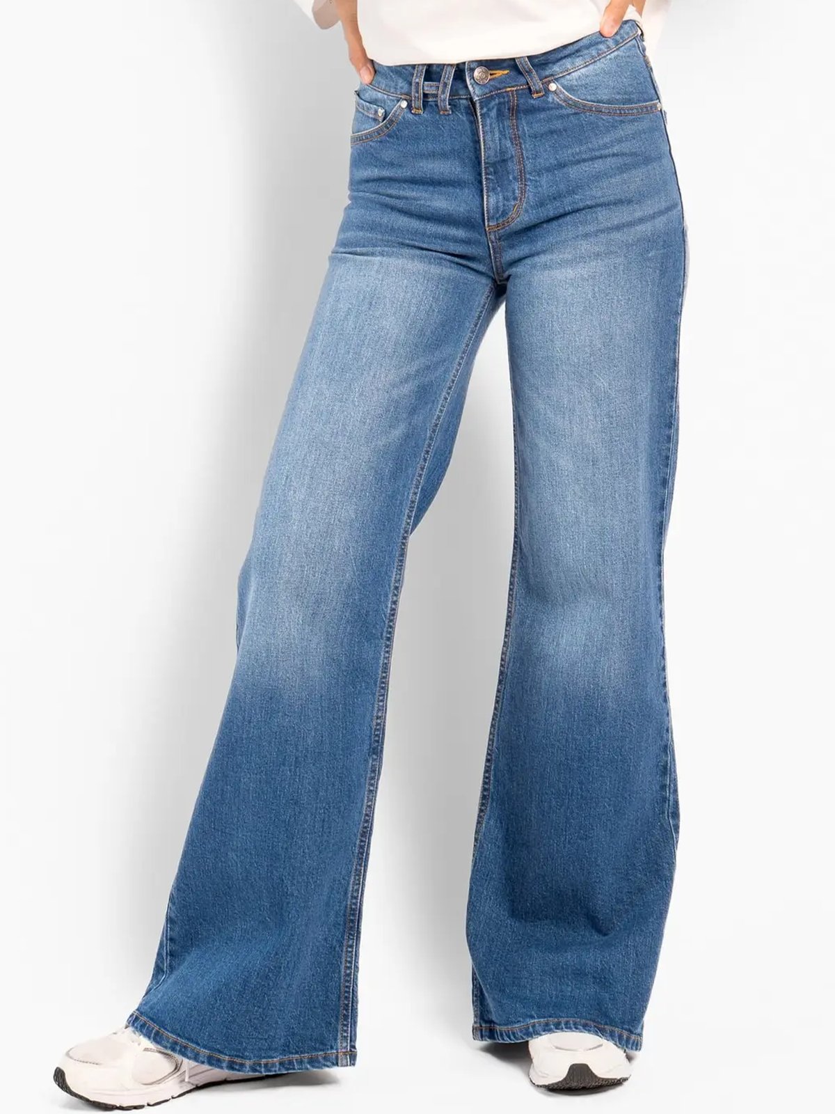 Hést Irina Wide Leg Medium Wash Blue Denim