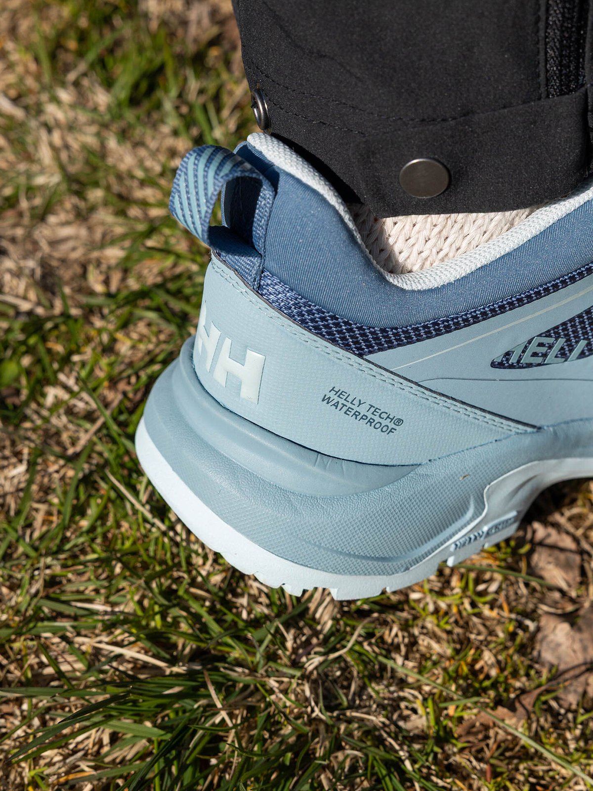 Helly Hansen Cascade Low Helly tech Grå