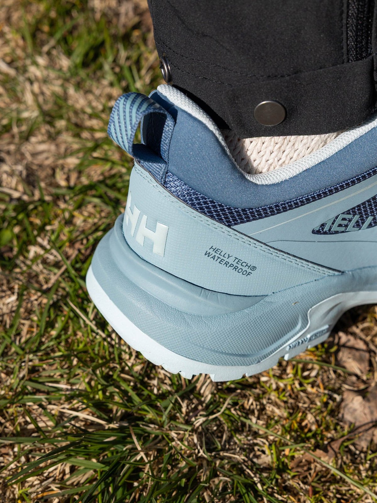 Helly Hansen Cascade Low Helly tech Grå