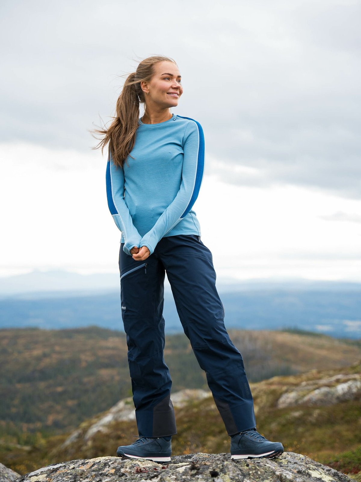 Helly Hansen Lifa Merino Lightweight Crew Blue Fog