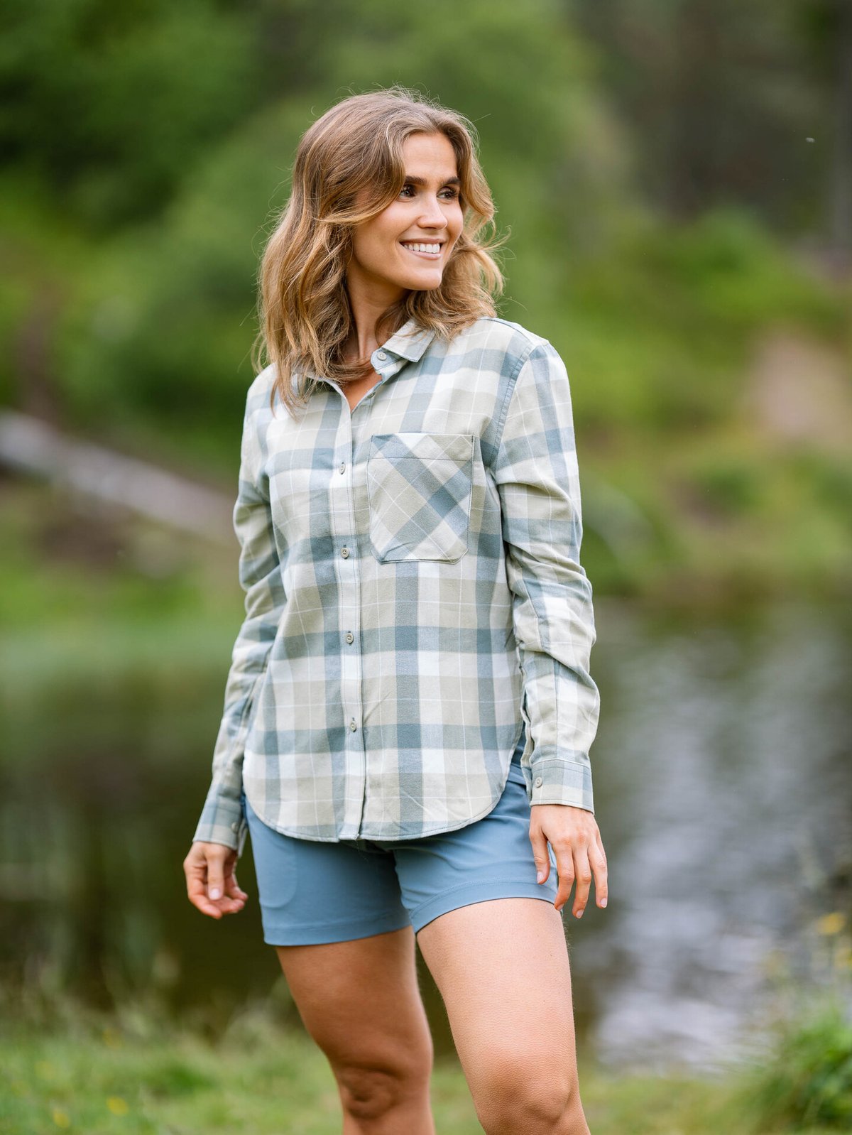 Helly Hansen W Lokka Flannel Long Sleeve Shirt Light Lav Box Stripe Plaid
