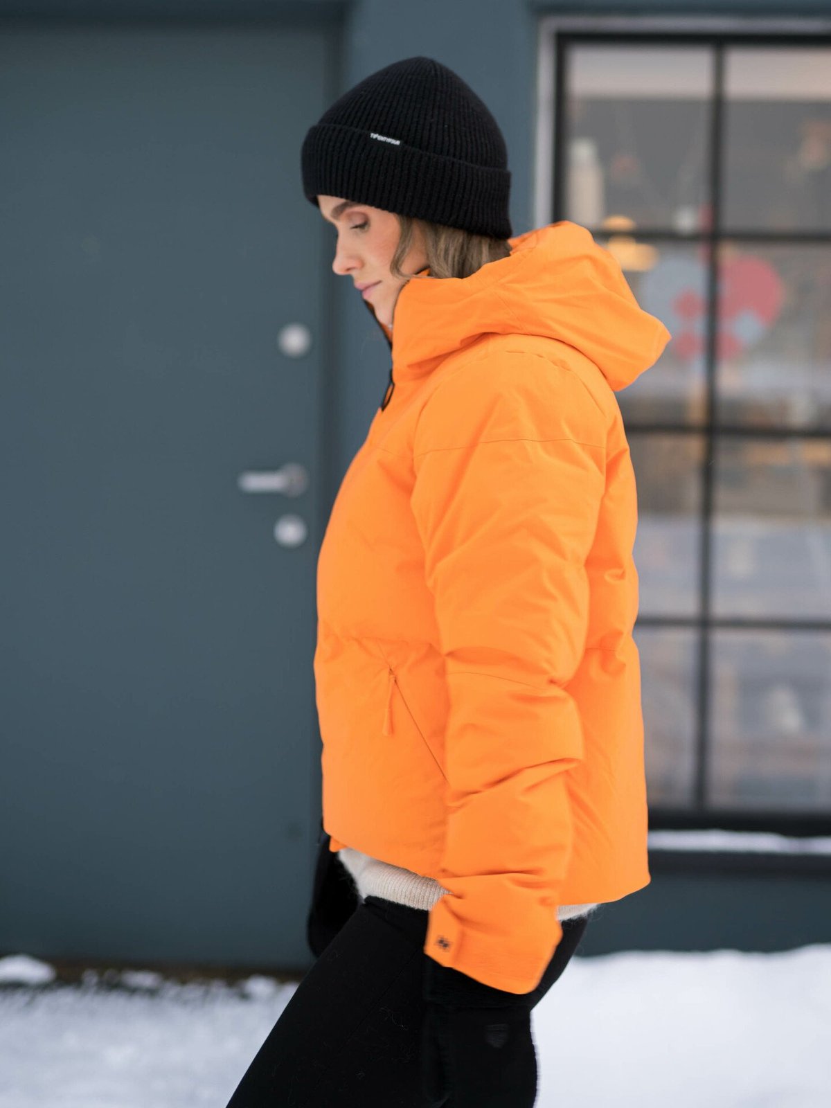 Helly Hansen Nora Short Puffy Jacket Poppy Orange
