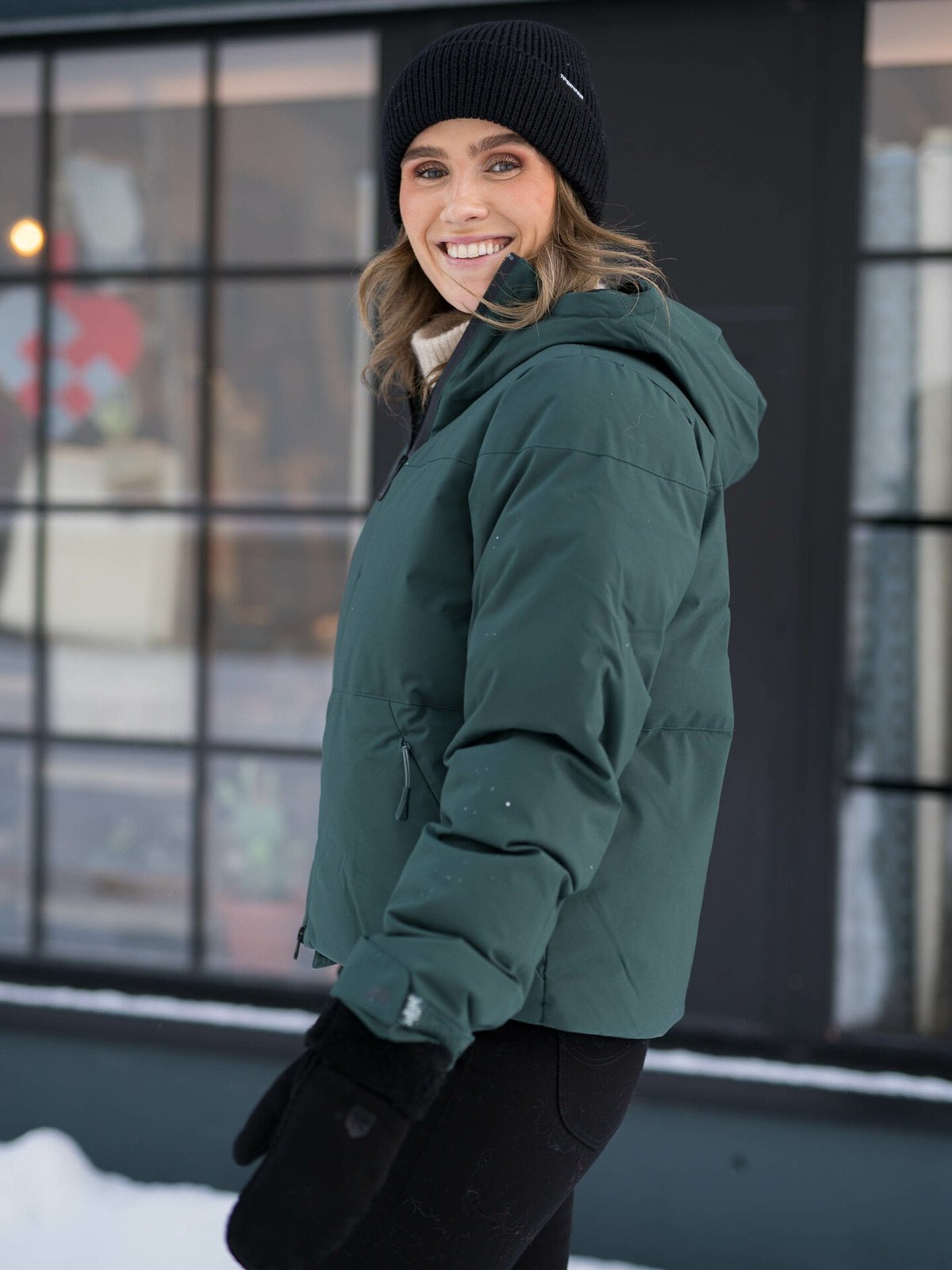 Helly Hansen Nora Short Puffy Jacket Darkest SPR