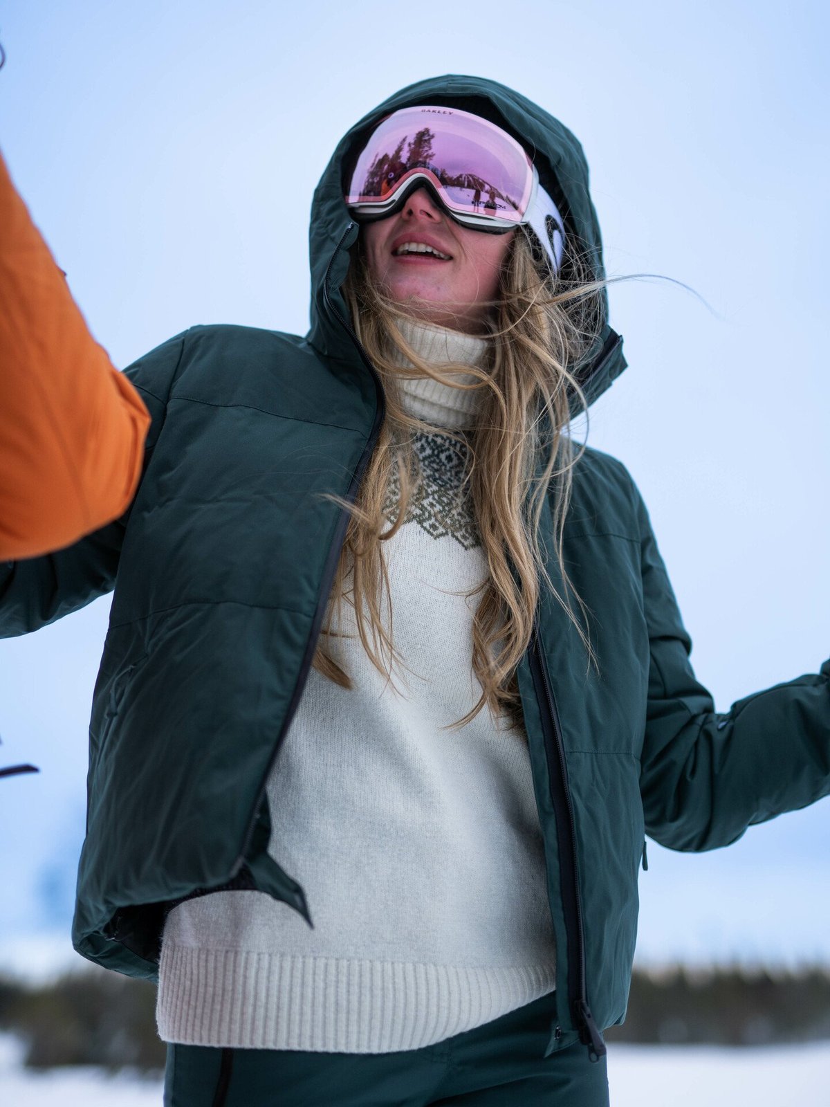 Helly Hansen Nora Short Puffy Jacket Darkest SPR