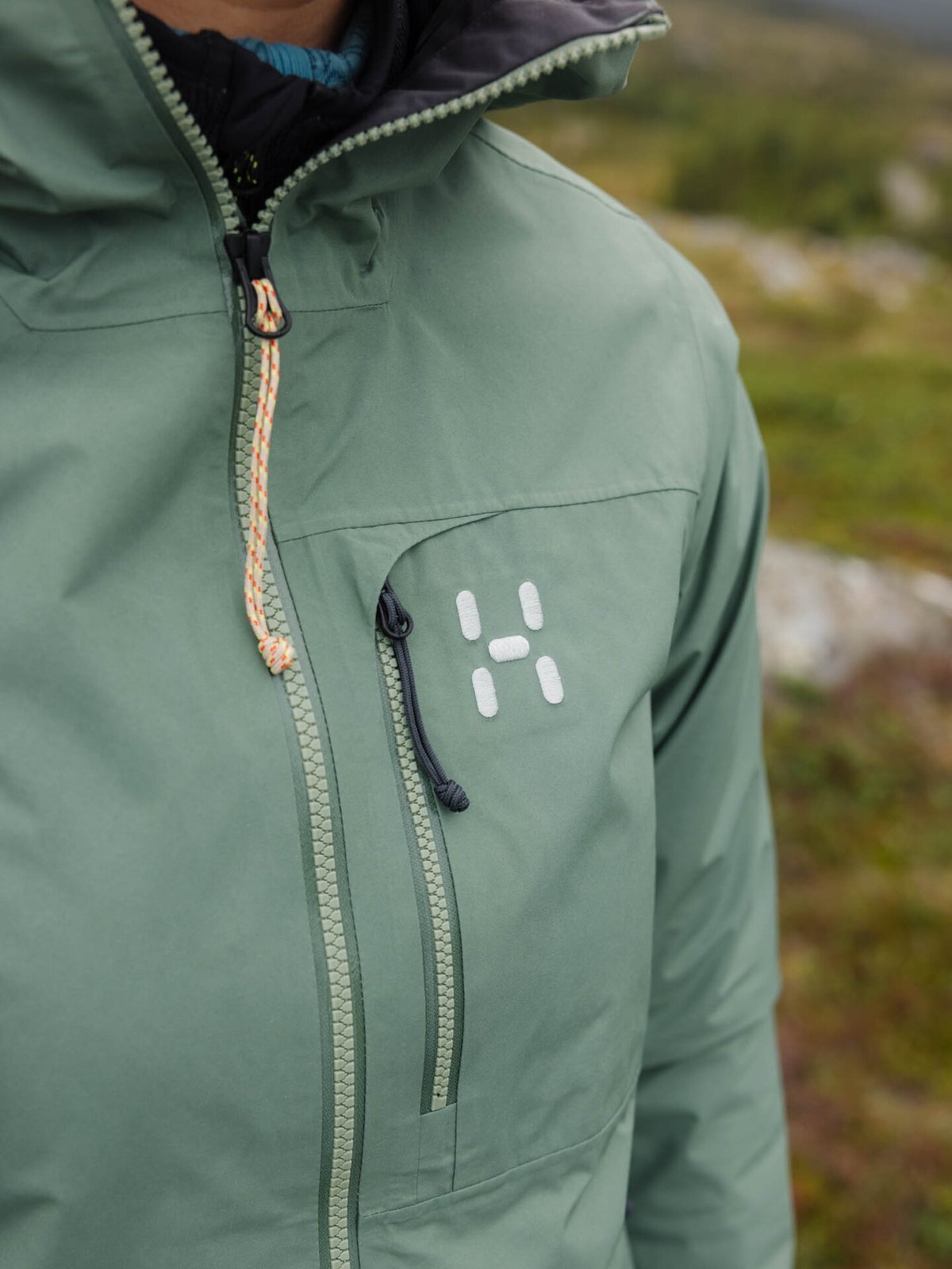 Haglöfs Alert GTX Jacket Women Chlorophyll Green