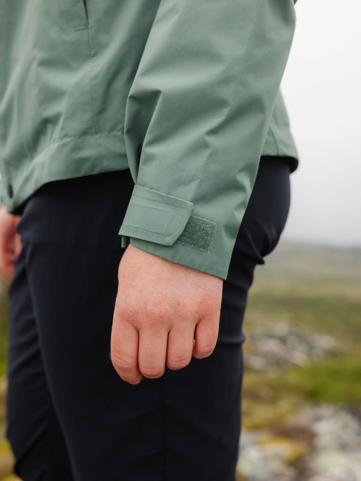Haglöfs Alert GTX Jacket Women Chlorophyll Green