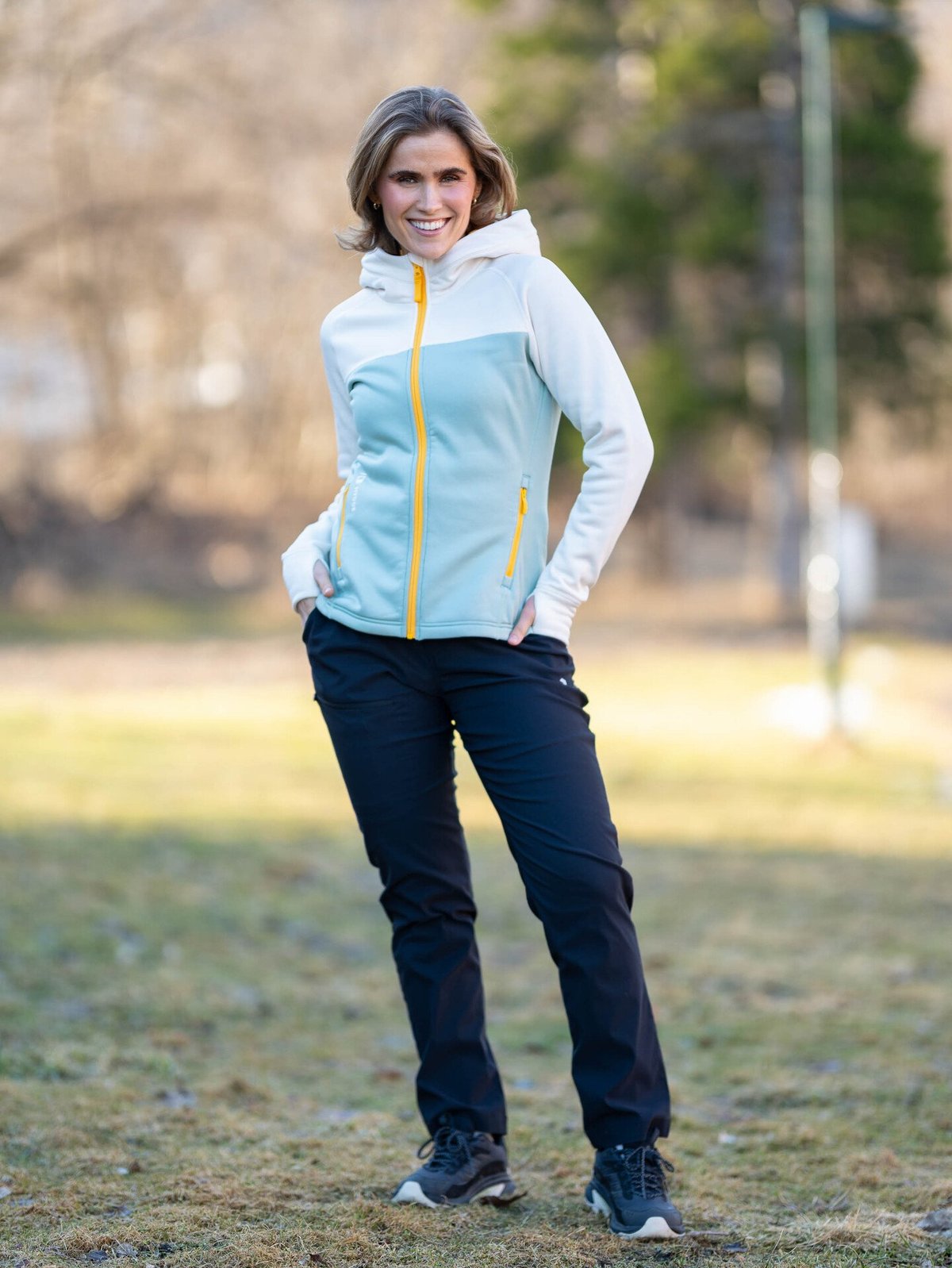 Hygge Women's Pow Zip Hoodie Beige / Light Green