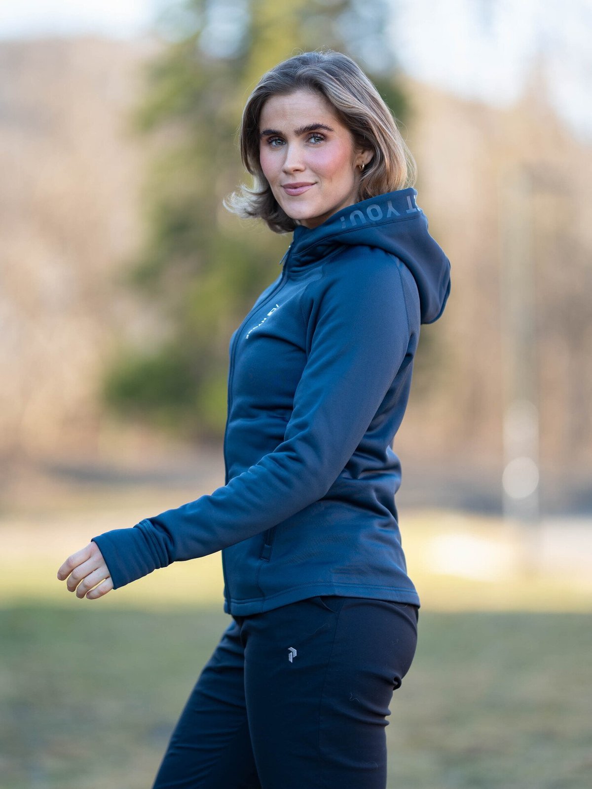 Hygge Women's Pow Zip Hoodie Navy
