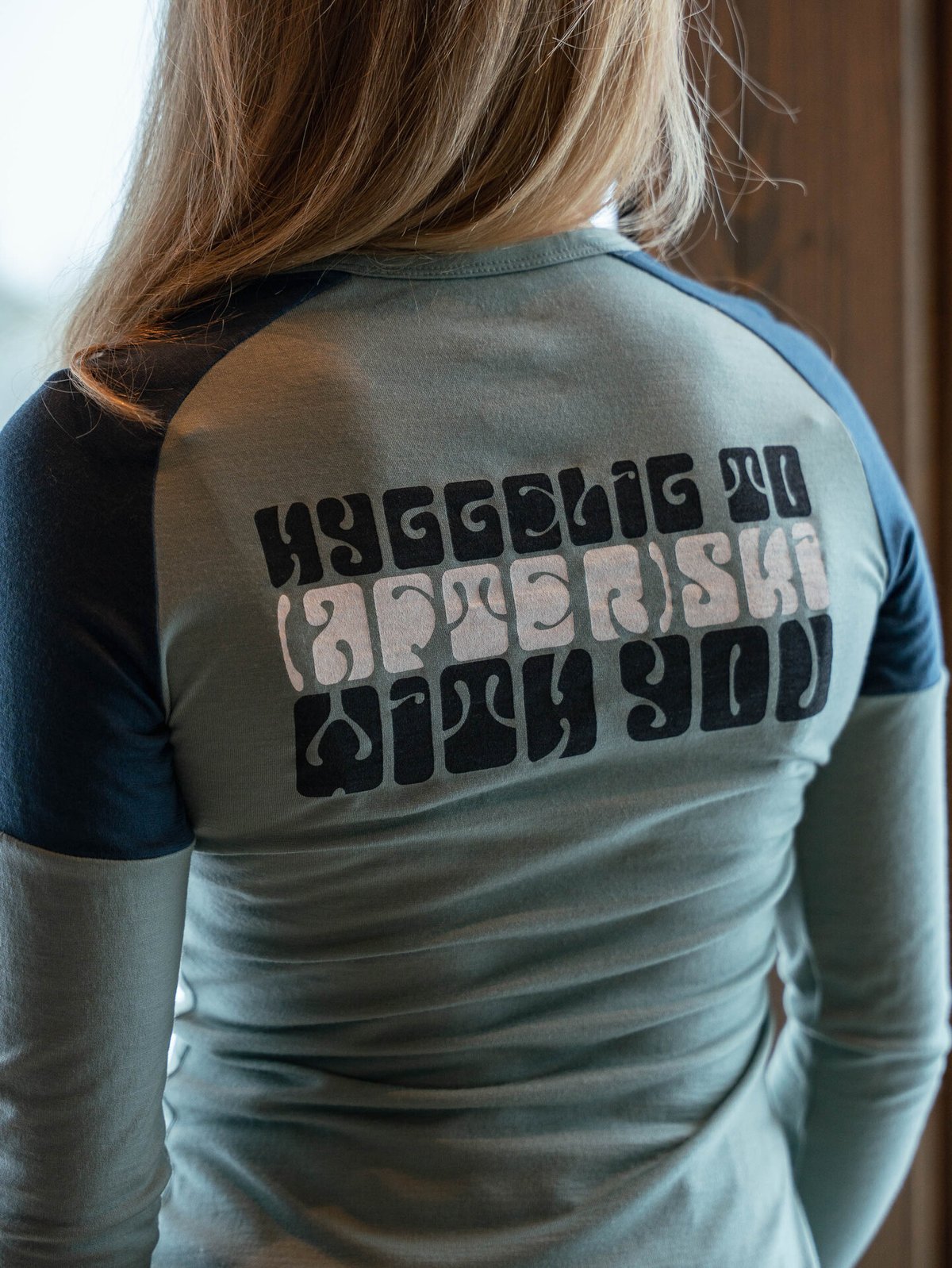 Hygge Women's Hyggewool 180 Crew Neck Light Green / Navy