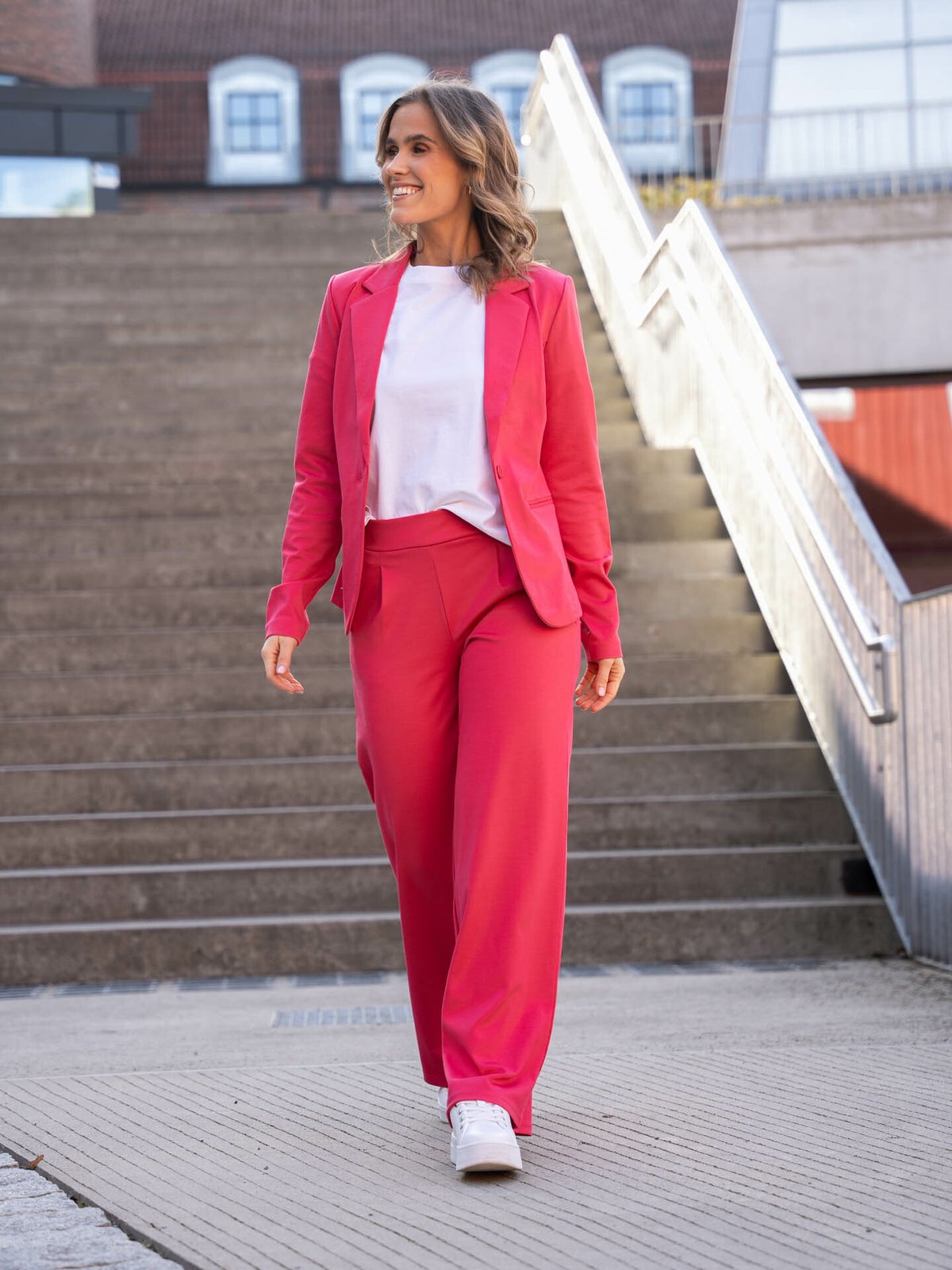 Ichi Kate Blazer Raspberry Wine