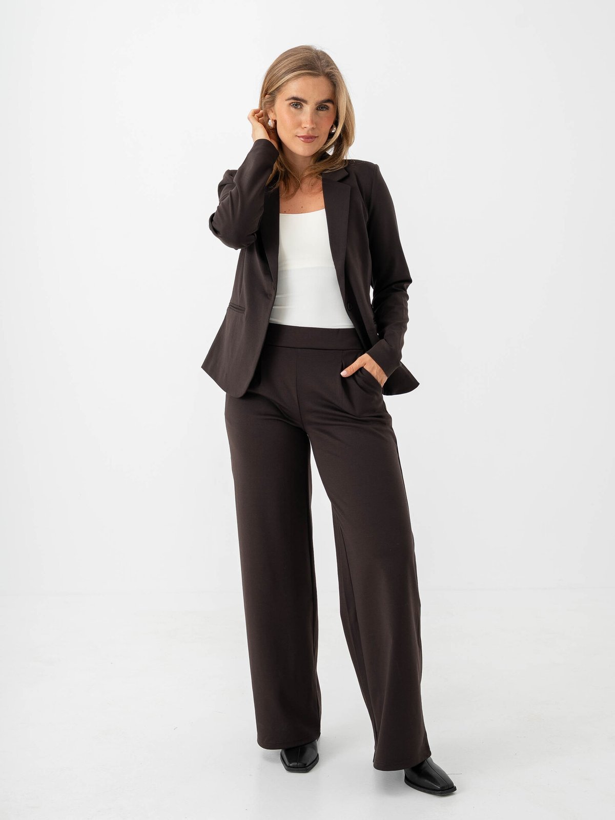 Ichi Kate Blazer Chocolate Torte