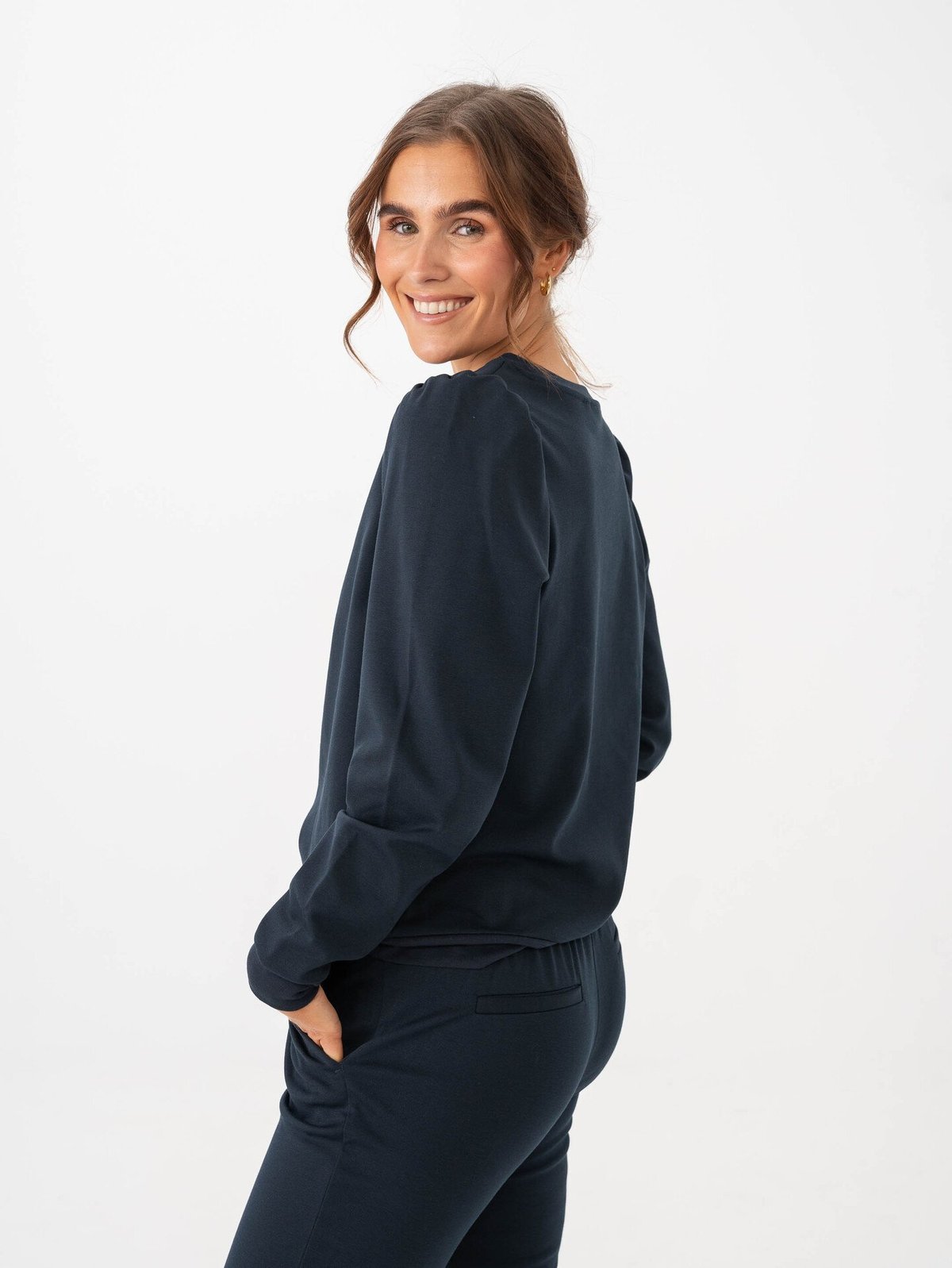 Ichi x GI Exclusive Kate Sweater Total eclipse