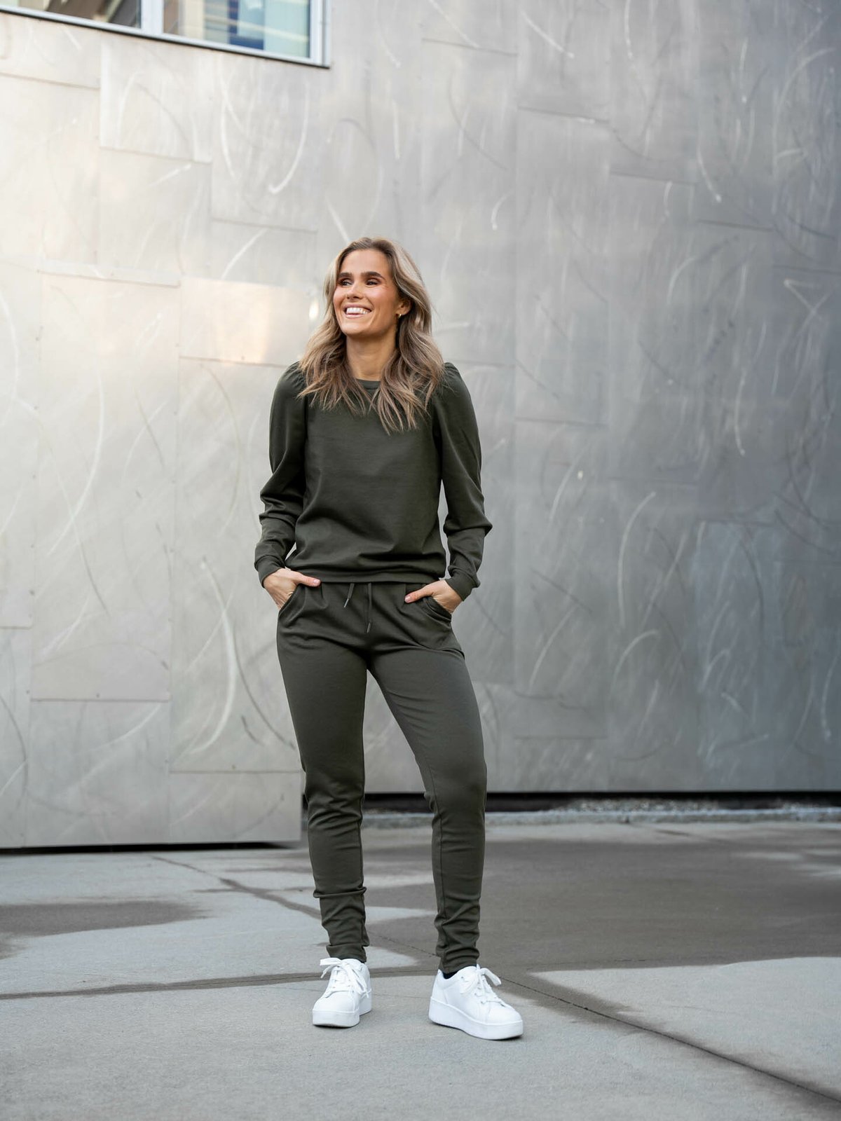 Ichi x GI Exclusive Kate Sweater Forest night