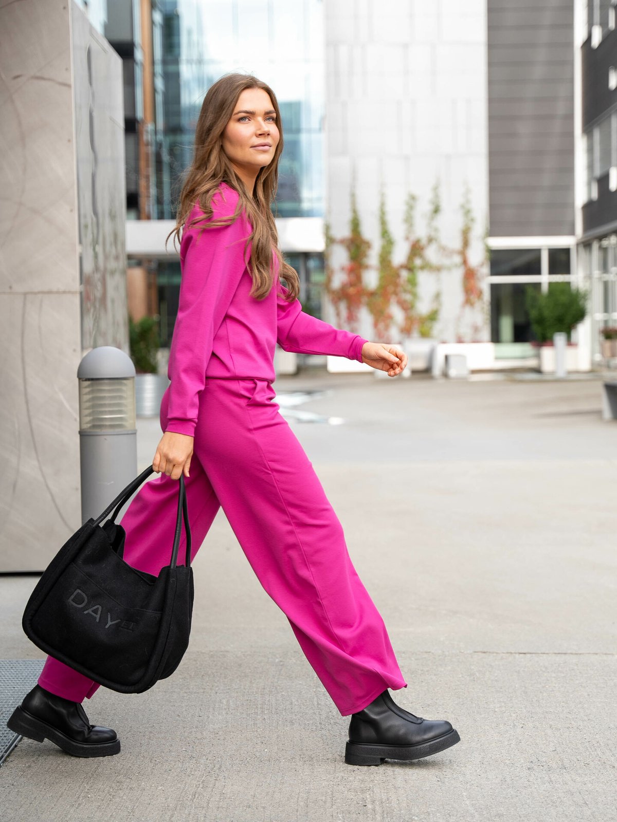 Ichi x GI Exclusive Kate Sweater Festival Fuchsia