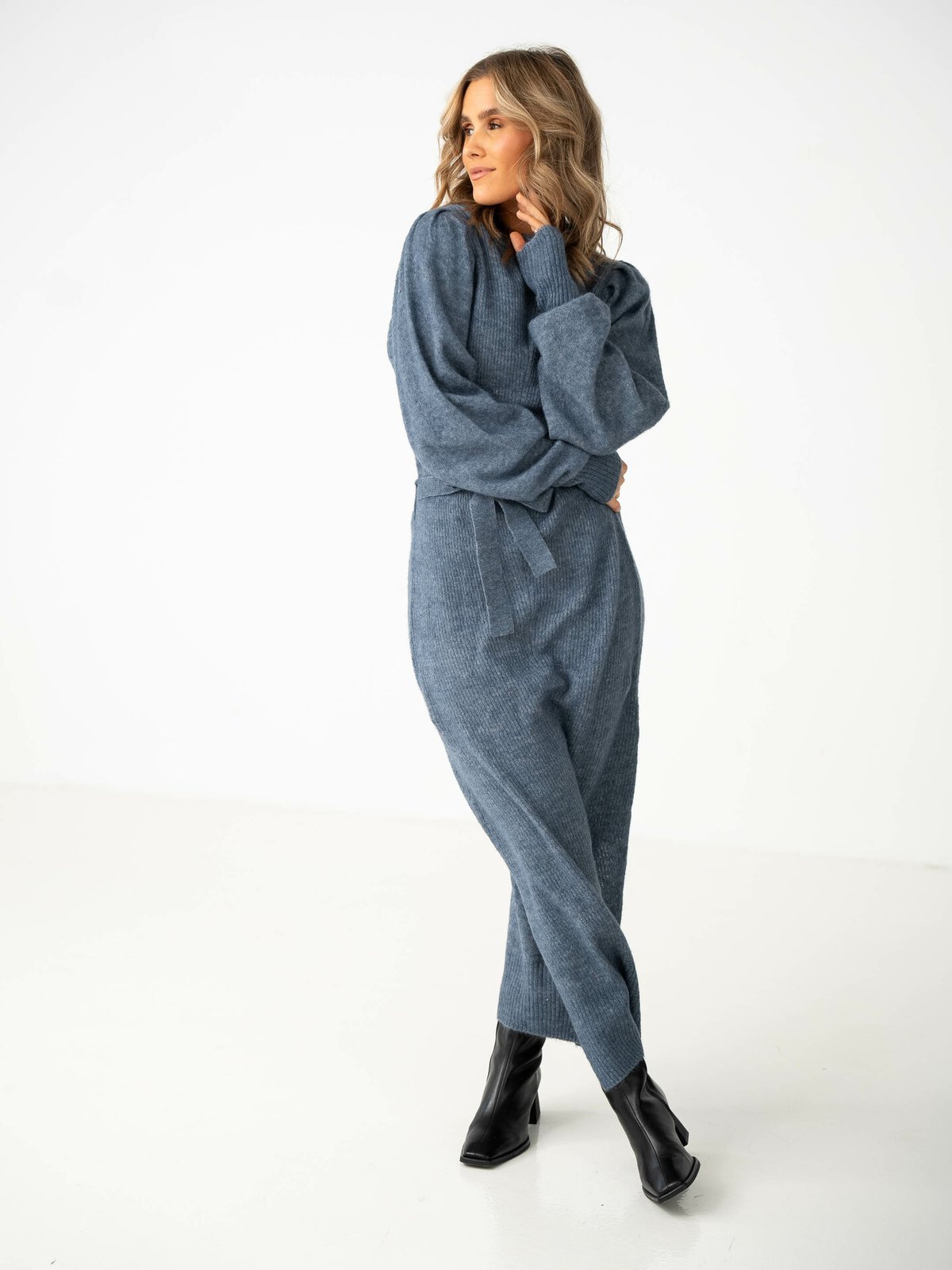 Ichi Jordan Dress Bering Sea - Get Inspired Exclusive Collection