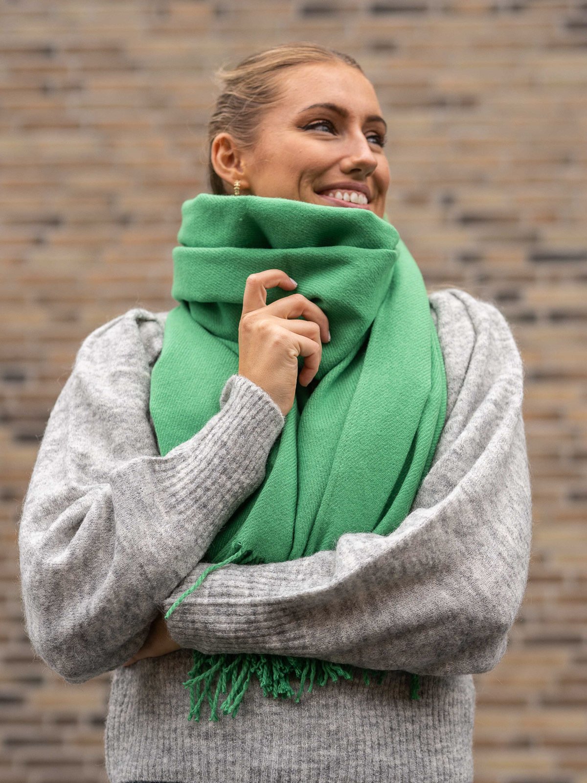 Ichi Ivalu Scarf Kelly Green