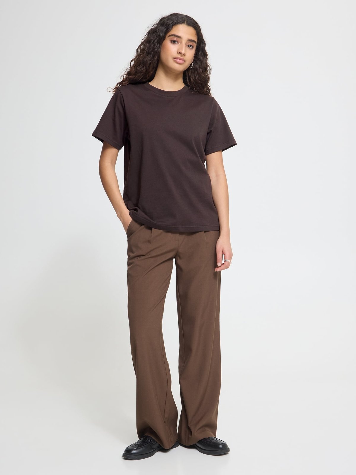 Ichi Palmer Loose Short Sleeve Chocolate Torte