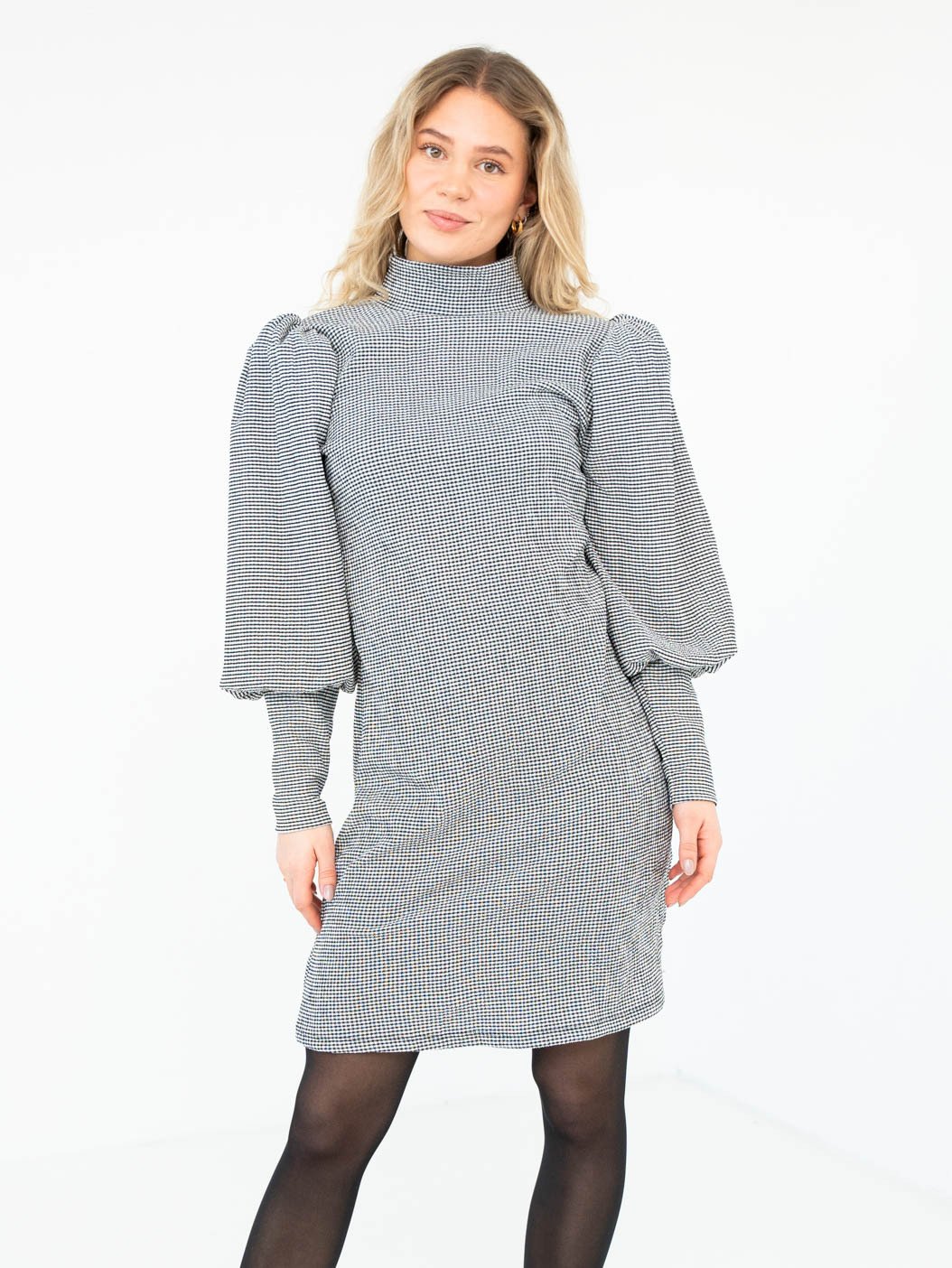Ichi Pere Dress Cloud Dancer