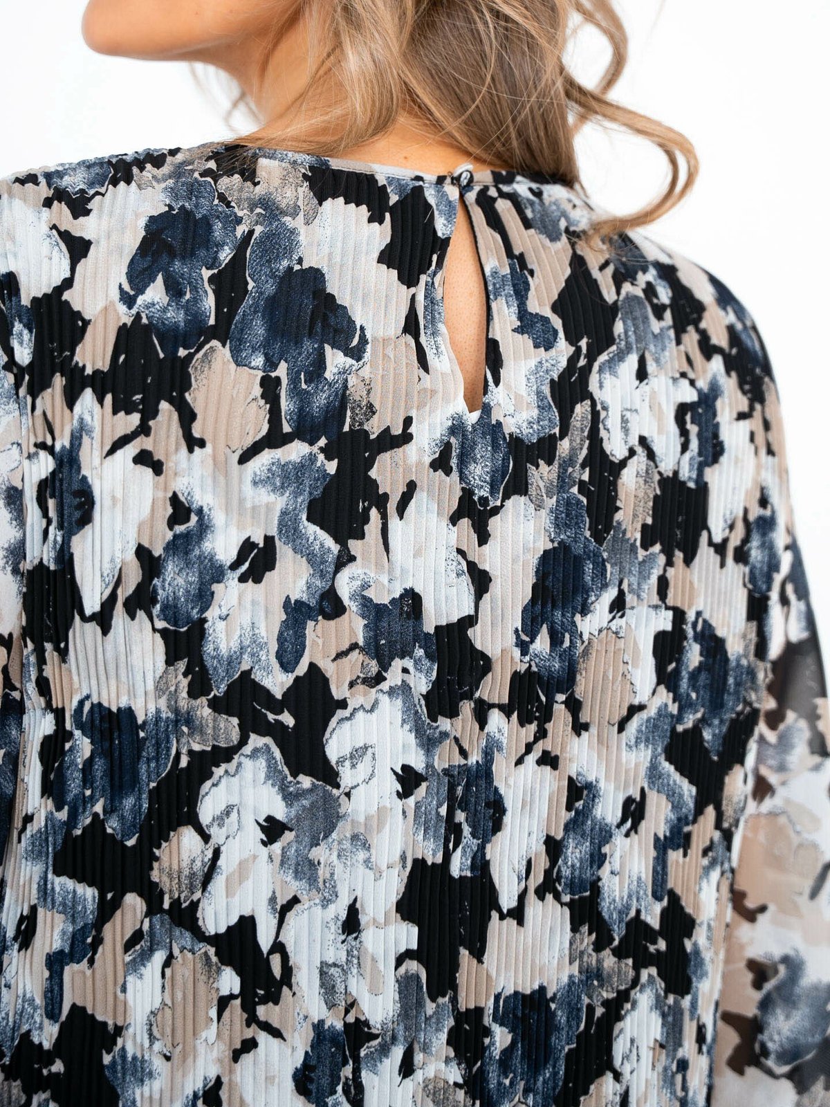 Ichi Nally Dress 8 Big Total Eclipse Flower