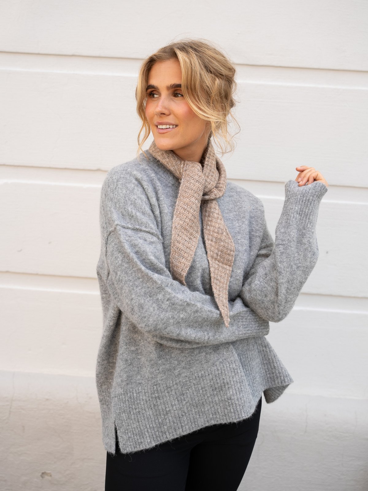 Ichi Folthea Scarf Fungi